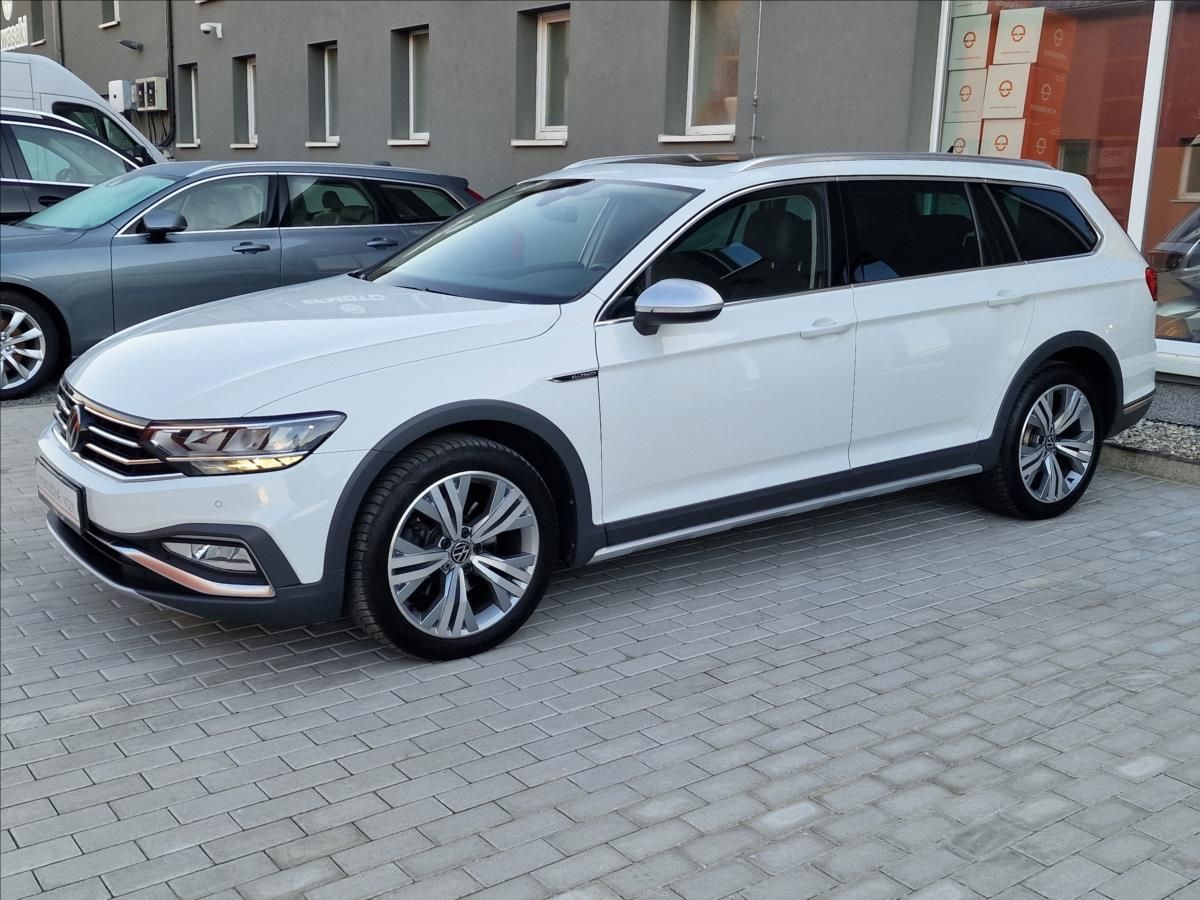 Volkswagen Passat, 2.0TDI 147kW DSG Alltrack, ČR - fotka 6