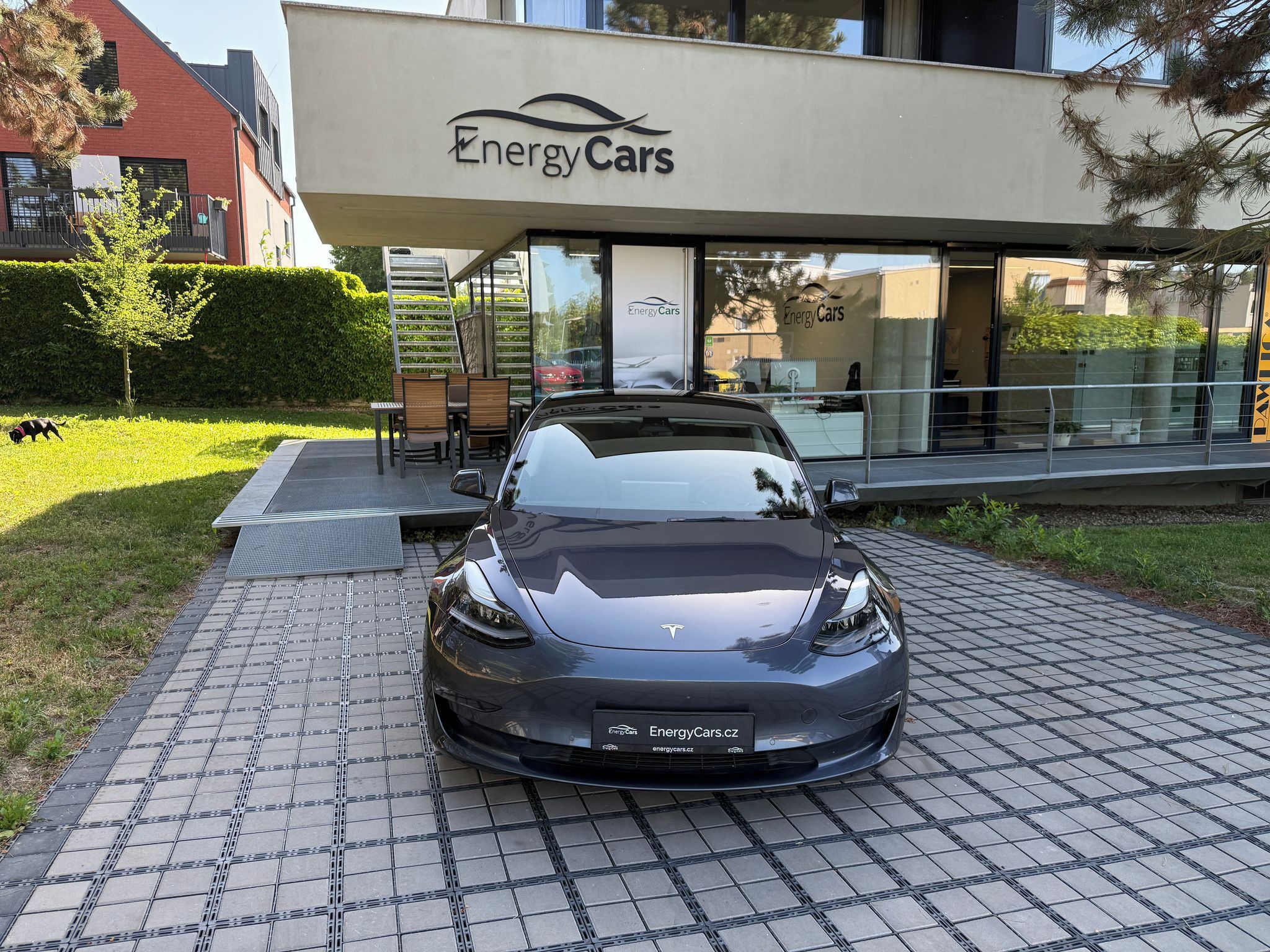 Tesla Model 3, Long Range AWD Tažné - fotka 2