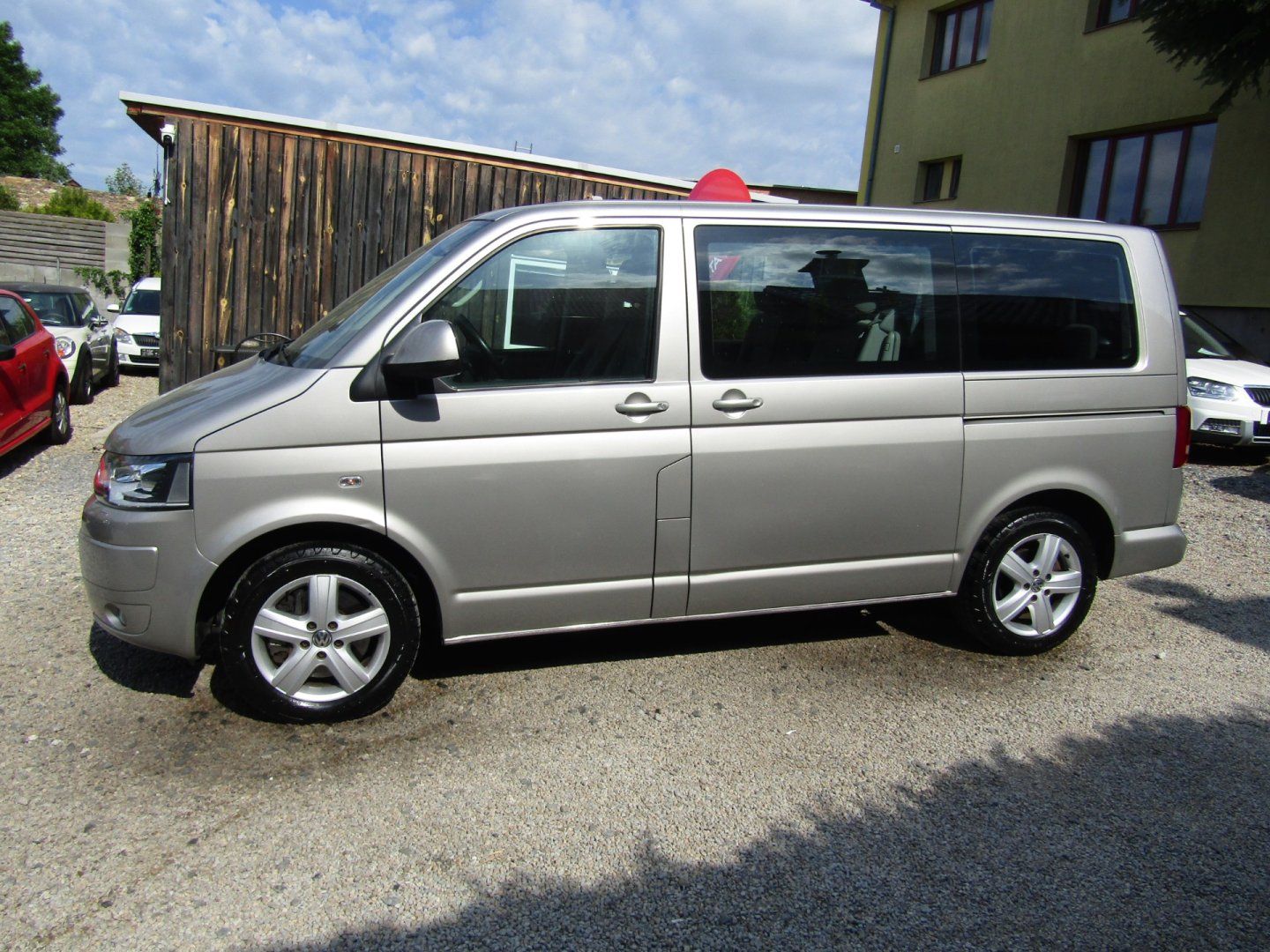 Volkswagen Multivan, 2.0 TDI 132kW DSG TOP QUALITY - fotka 2