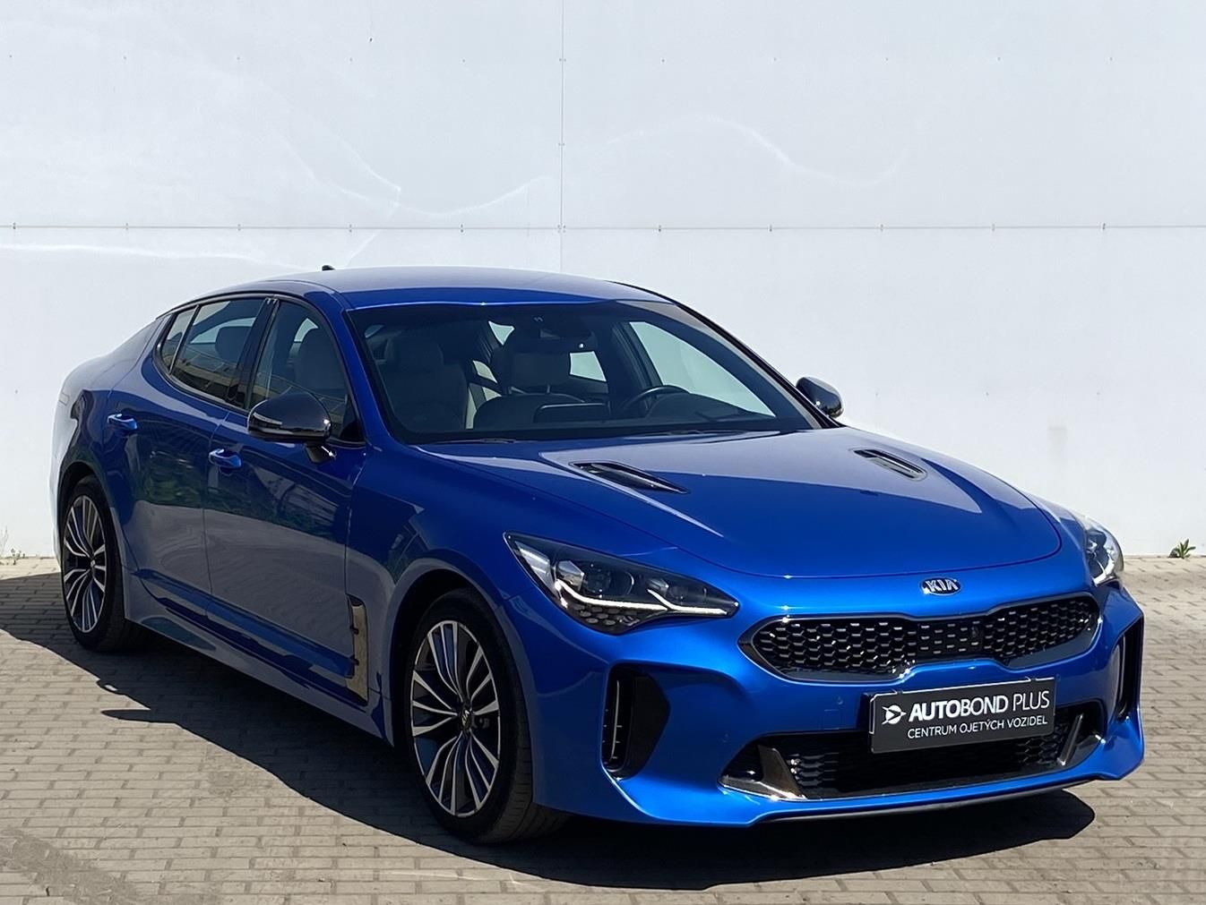 Kia Stinger, 2.2 CRDi 147kW 8AT GT-Line - fotka 6