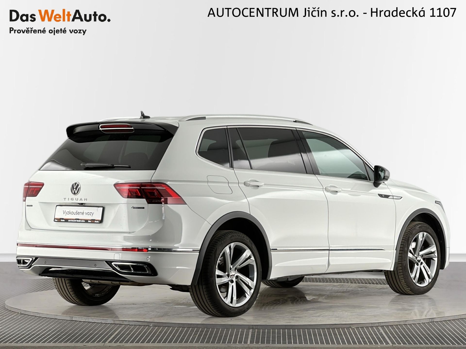 Volkswagen Tiguan Allspace, R-Line 2.0 TSI 140kW 4Motion D - fotka 2