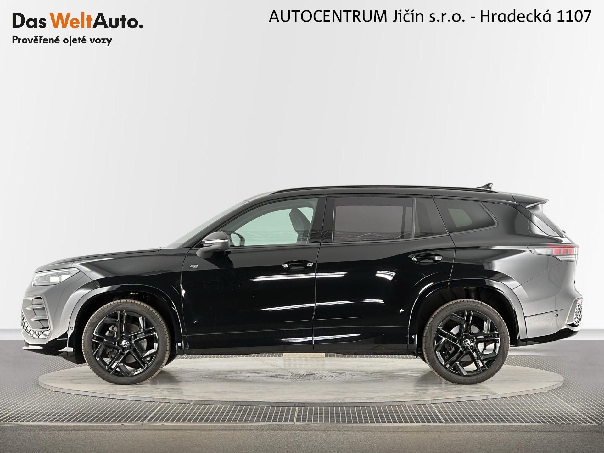 Volkswagen Tayron, R-Line 2.0 TSI 150kW 4Motion D - fotka 3
