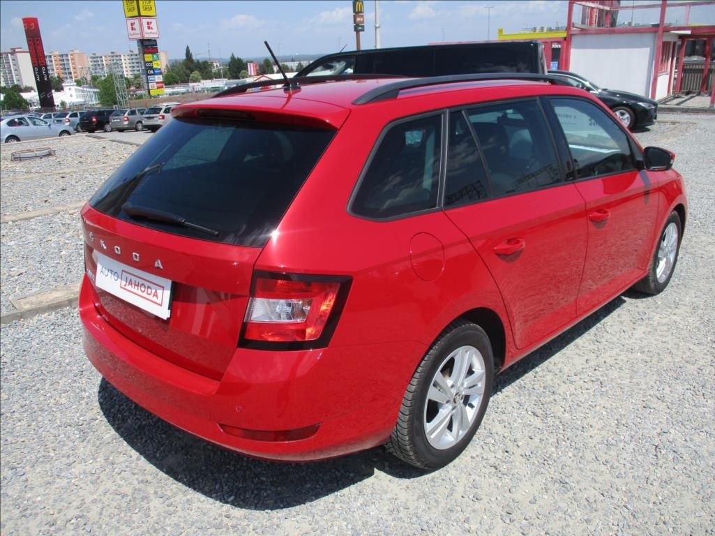Škoda Fabia, 1,0 TSI, klima,servis,DPH,CZ, - fotka 5