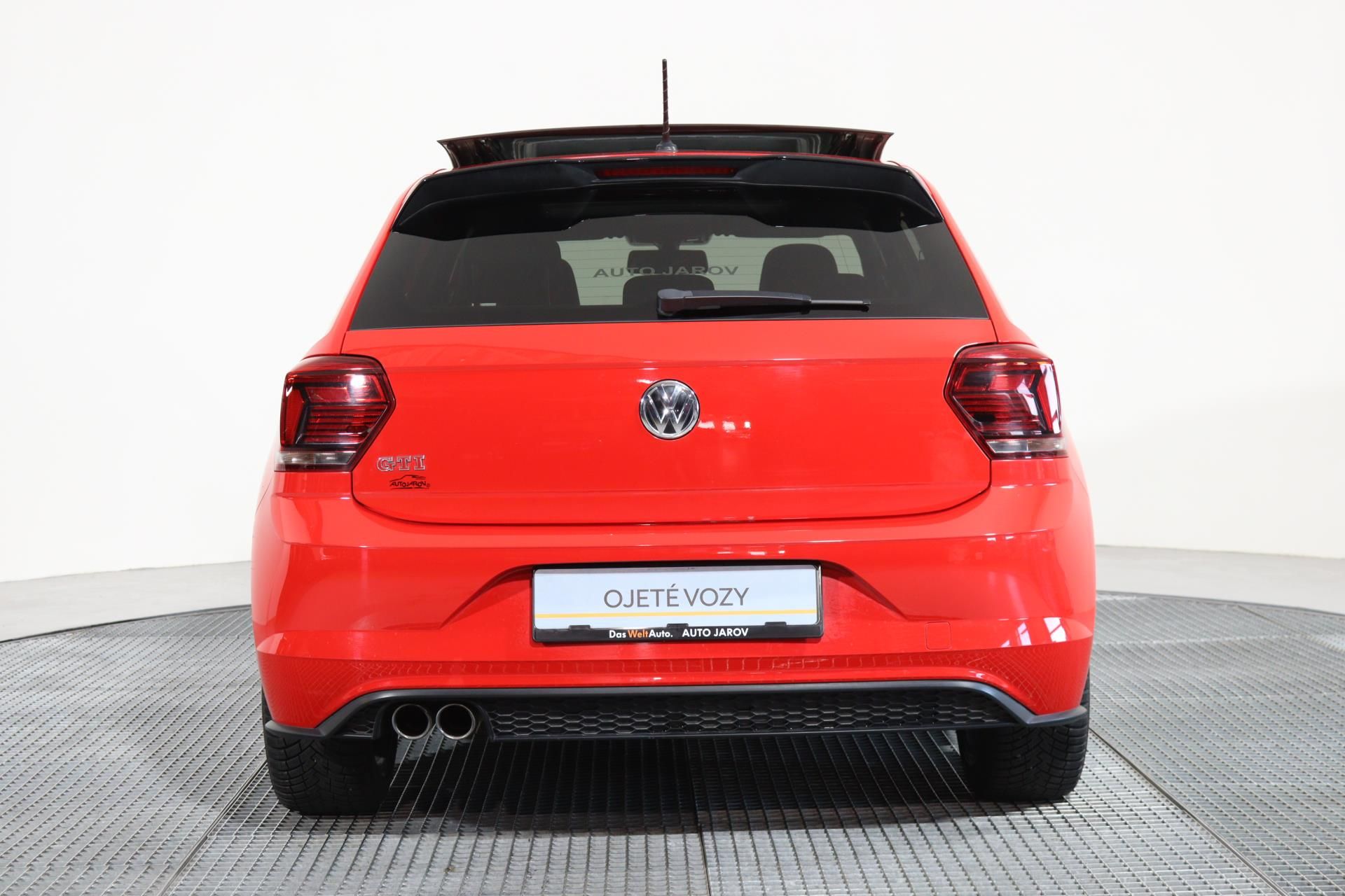 Volkswagen Polo, GTI 2,0 TSI 147kW/ LED světla - fotka 6