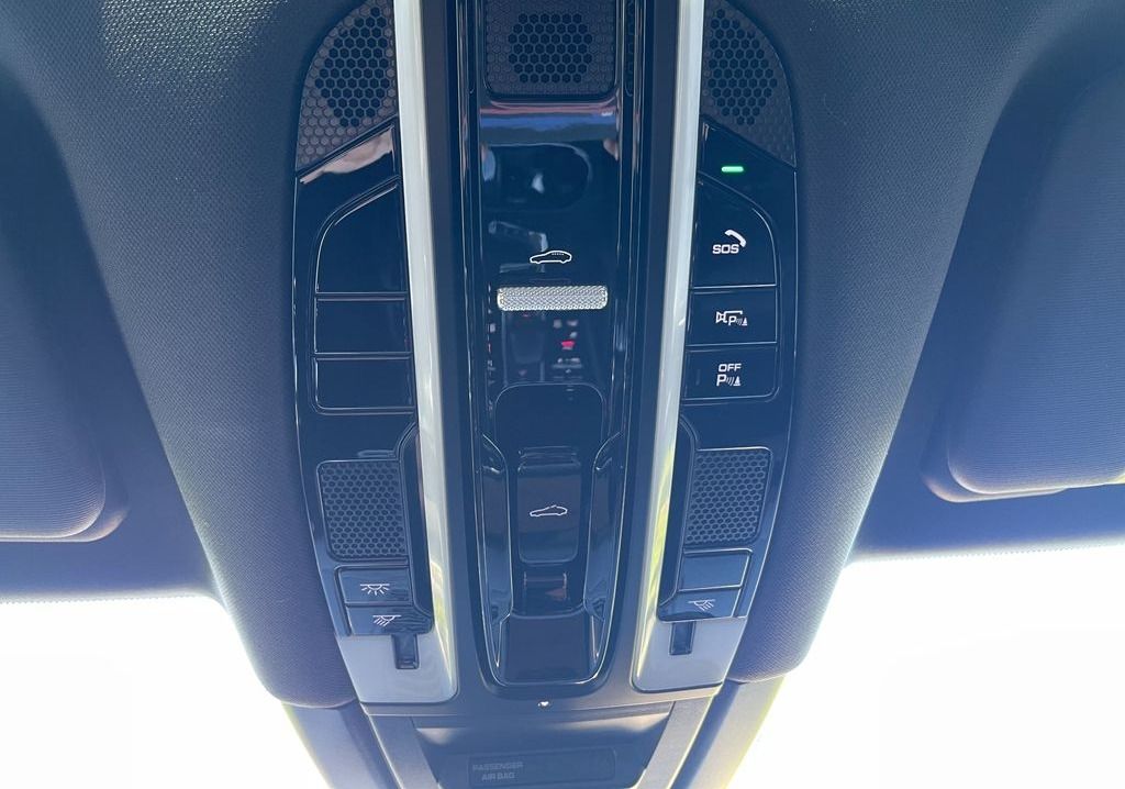 Porsche Cayenne, BOSE - fotka 4