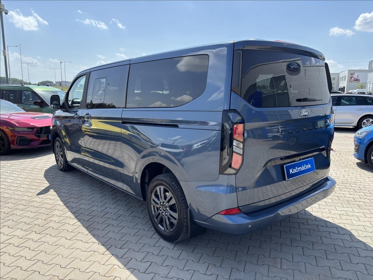 Ford Tourneo Custom, 2,0 EcoBlue 125kW Titanium L2 - fotka 3