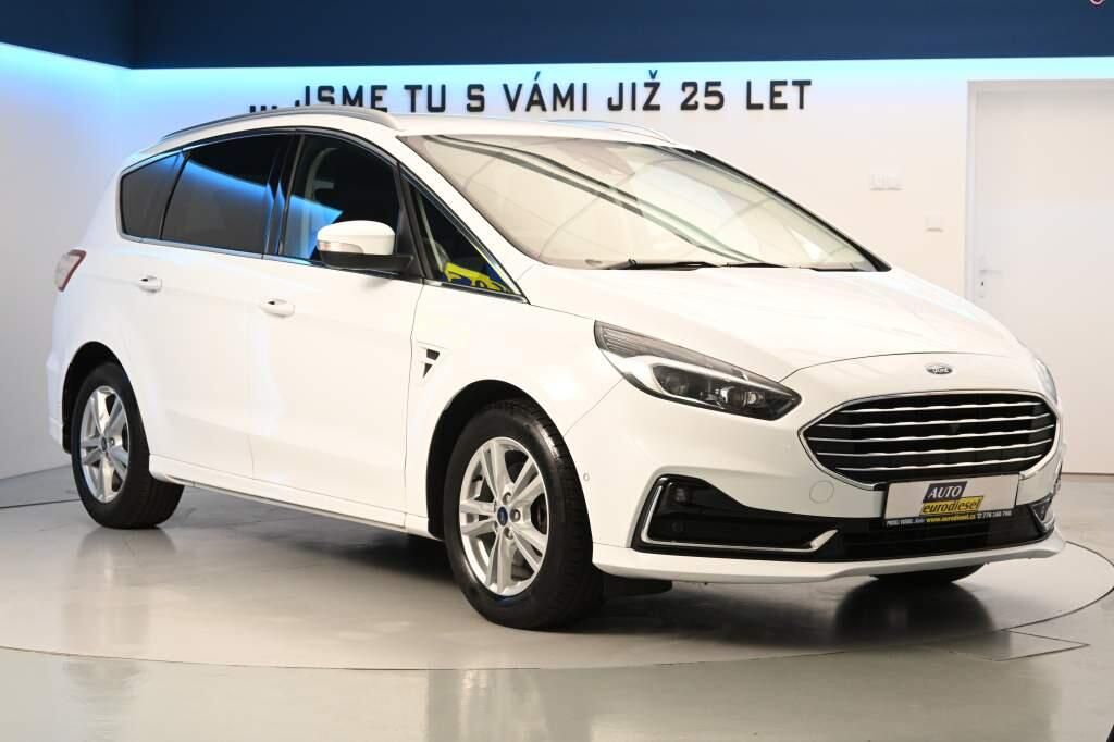 Ford S-MAX, 2.0 140 kW LED SONY ACC Webast - fotka 4