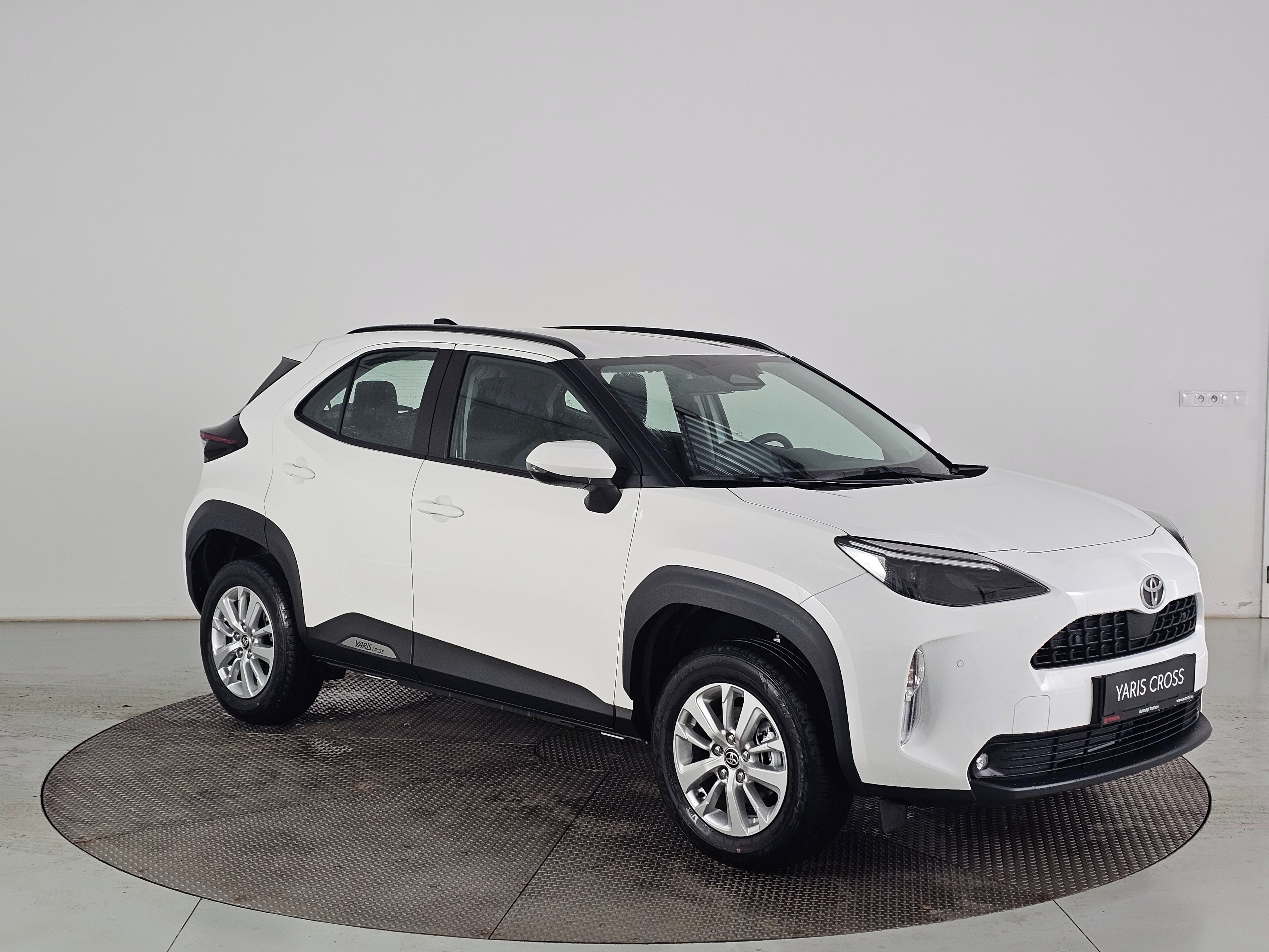 Toyota Yaris Cross, 1.5 HEV, 116k 4x2 Comfort - fotka 4