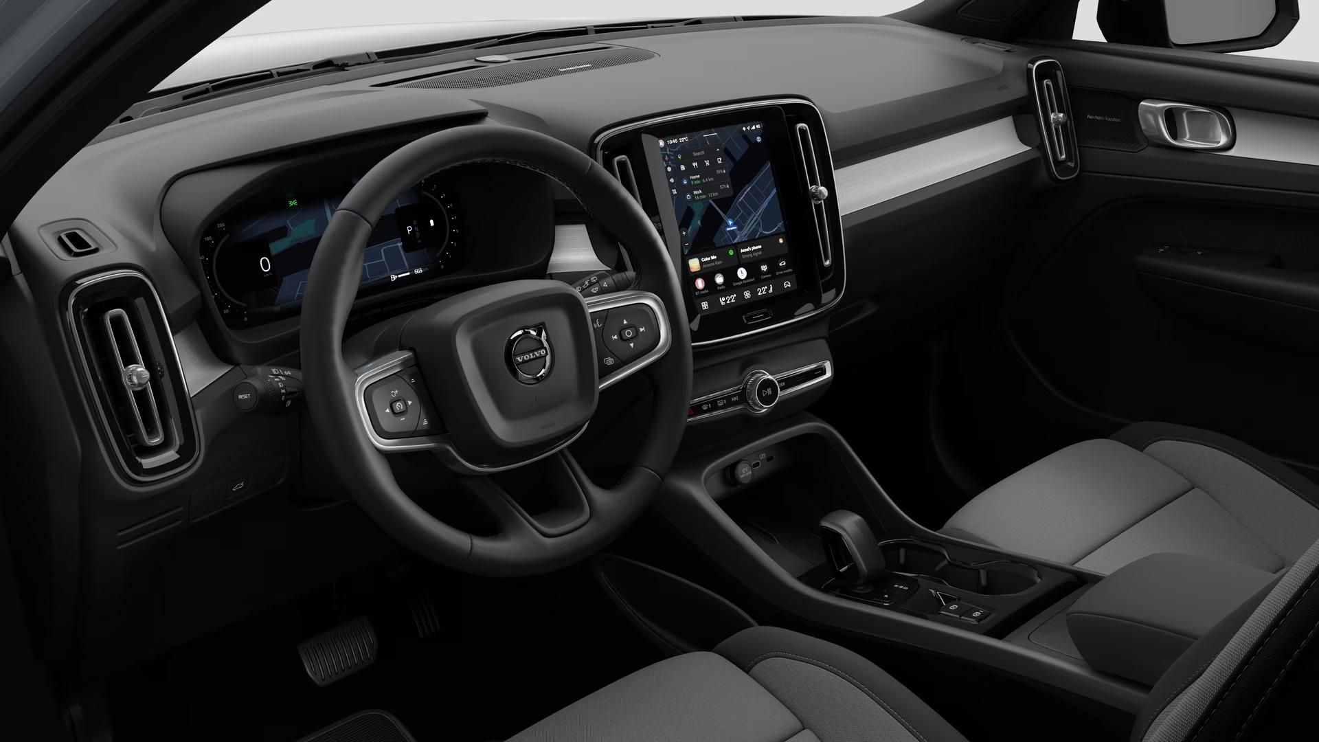 Volvo XC40, B3 AUT DARK PLUS - fotka 3
