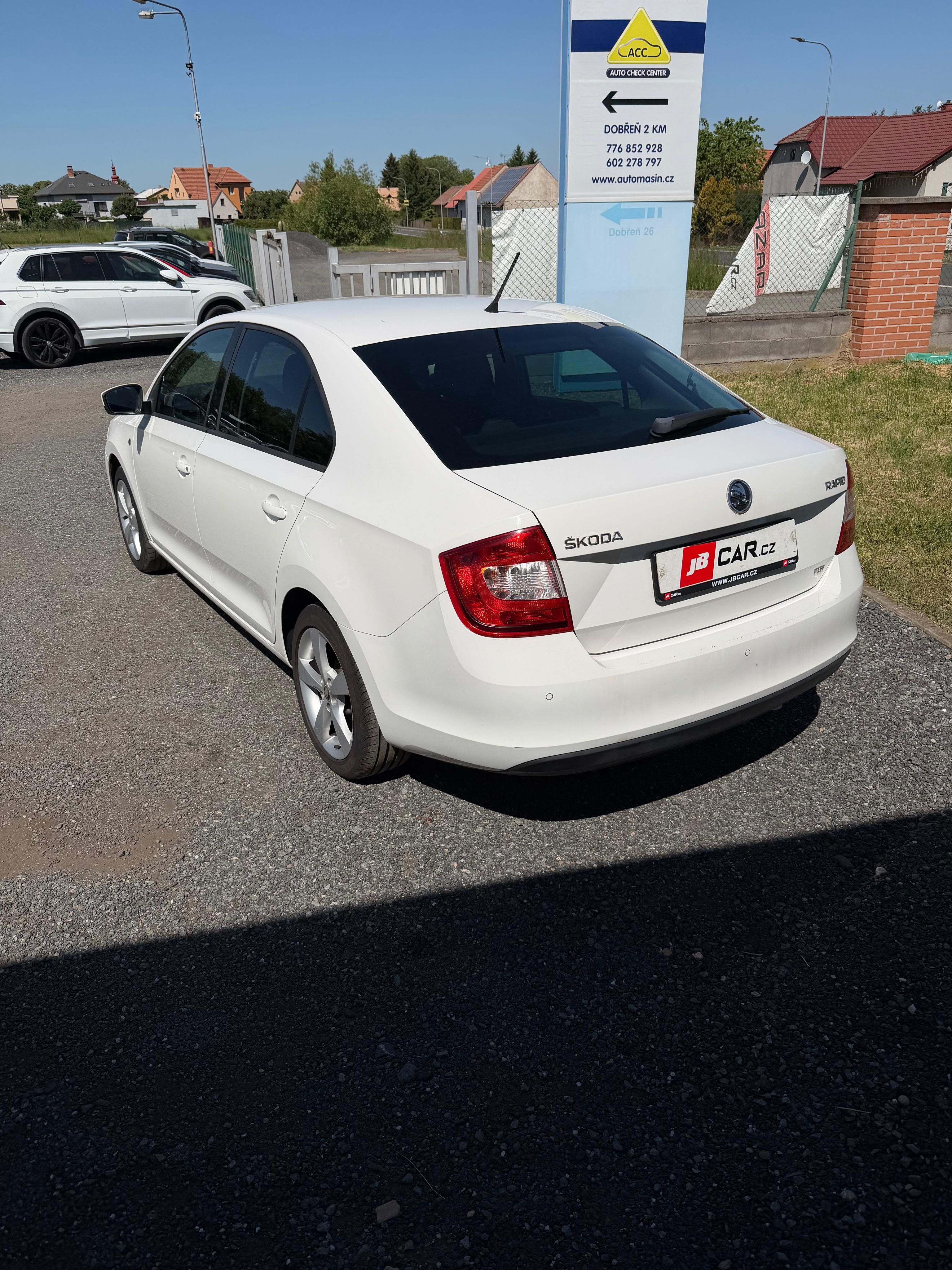 Škoda Rapid, 1.2 TSI 77 kW ELEGANCE VÝHŘEV - fotka 5