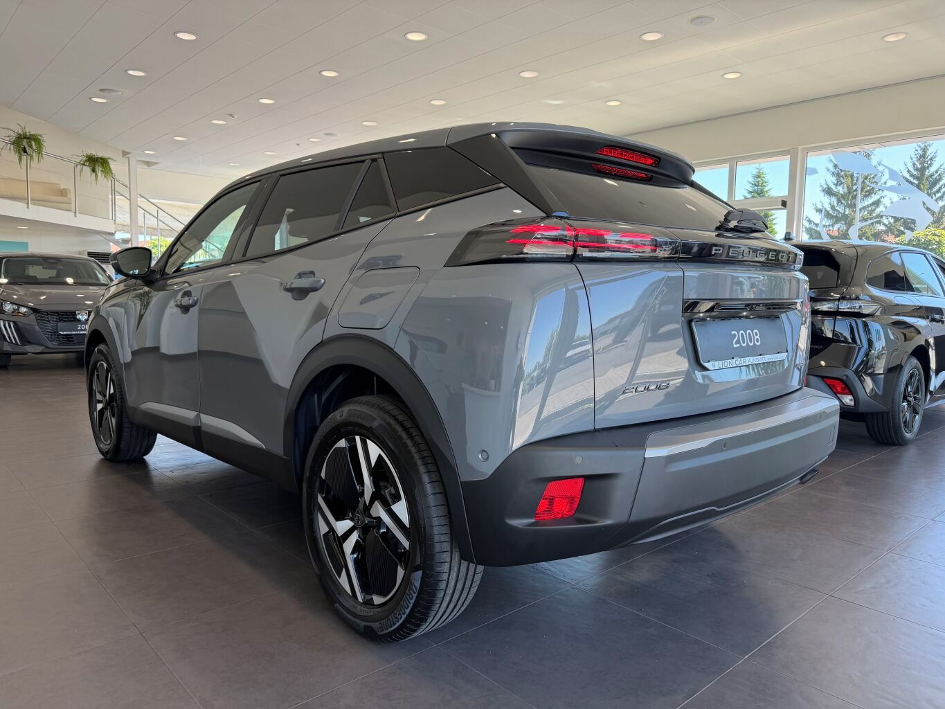 Peugeot 2008, ALLURE Hybrid 110 e-DCS6 - fotka 6