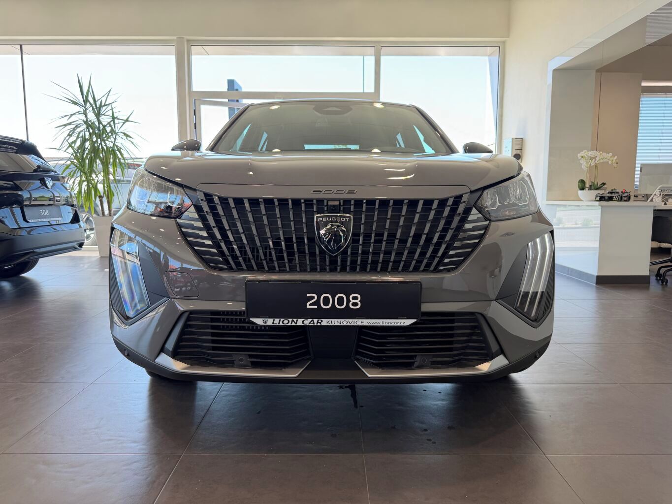 Peugeot 2008, ALLURE Hybrid 110 e-DCS6 - fotka 2