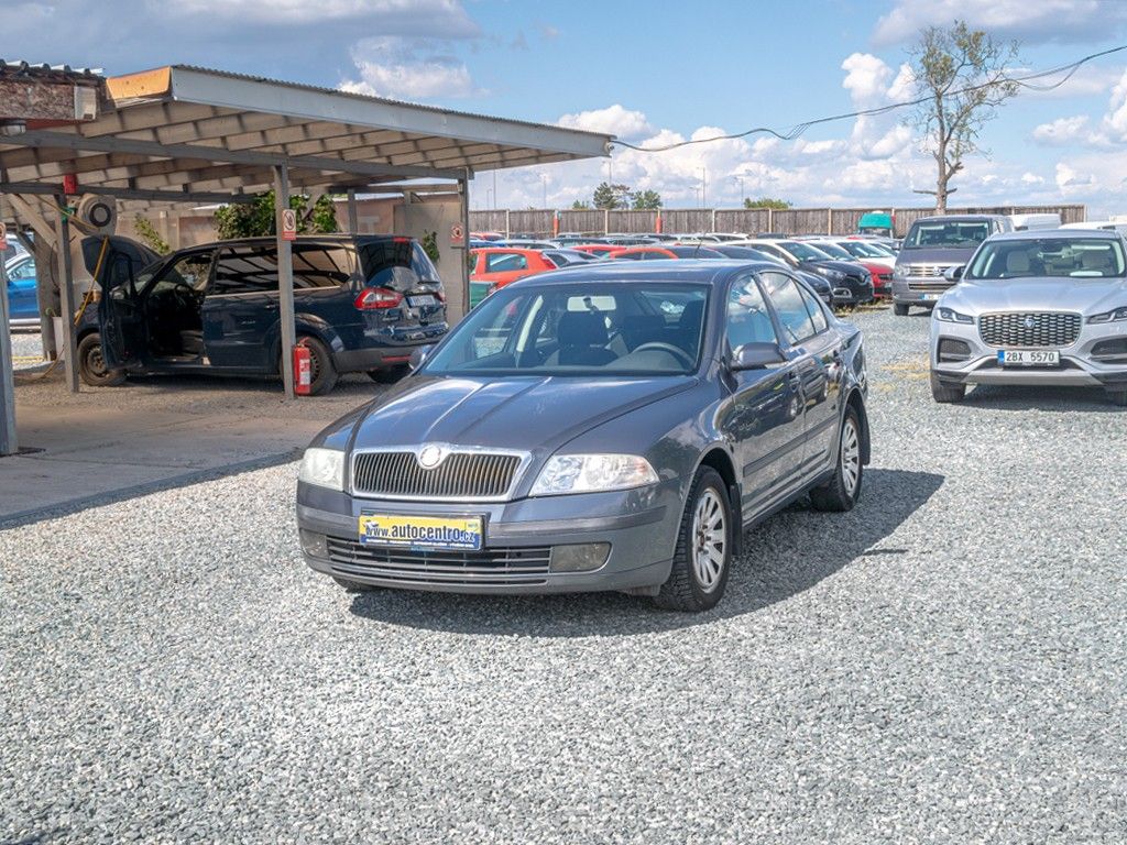 Škoda Octavia, ČR 2.0TDI 103KW man – DIGI