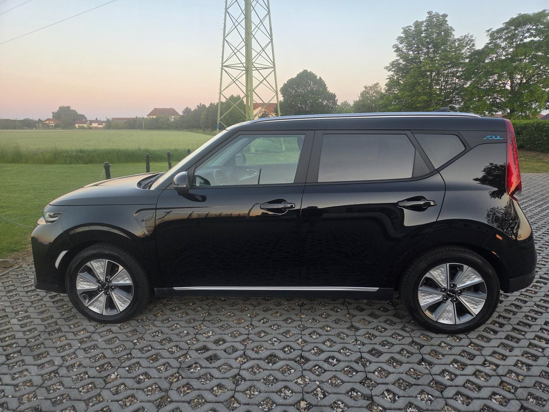 Kia e-Soul, 64 kWh SoH 97,3%,Vision,DPH - fotka 5