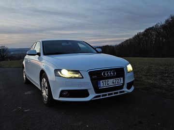 Audi A4 B8 2.0 TFSI Quattro