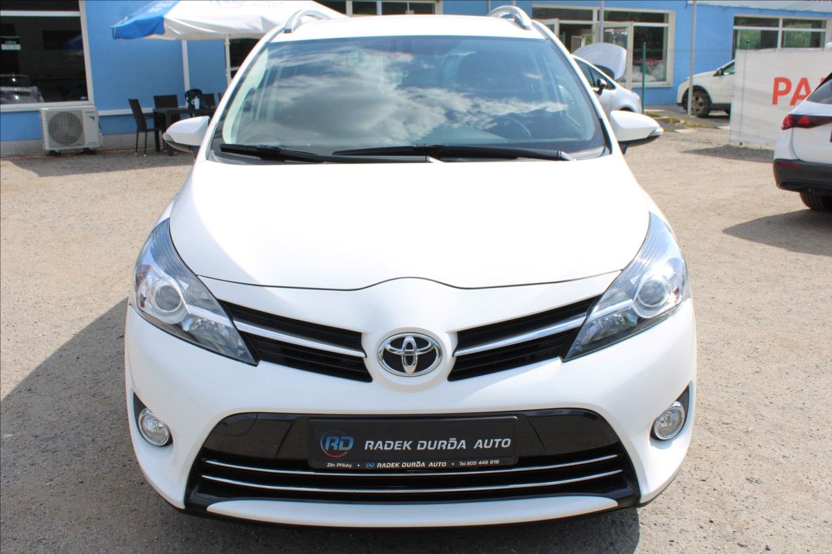 Toyota Verso, 1,8 VVT-i  NOVÉ V ČR,1.MAJITEL - fotka 2