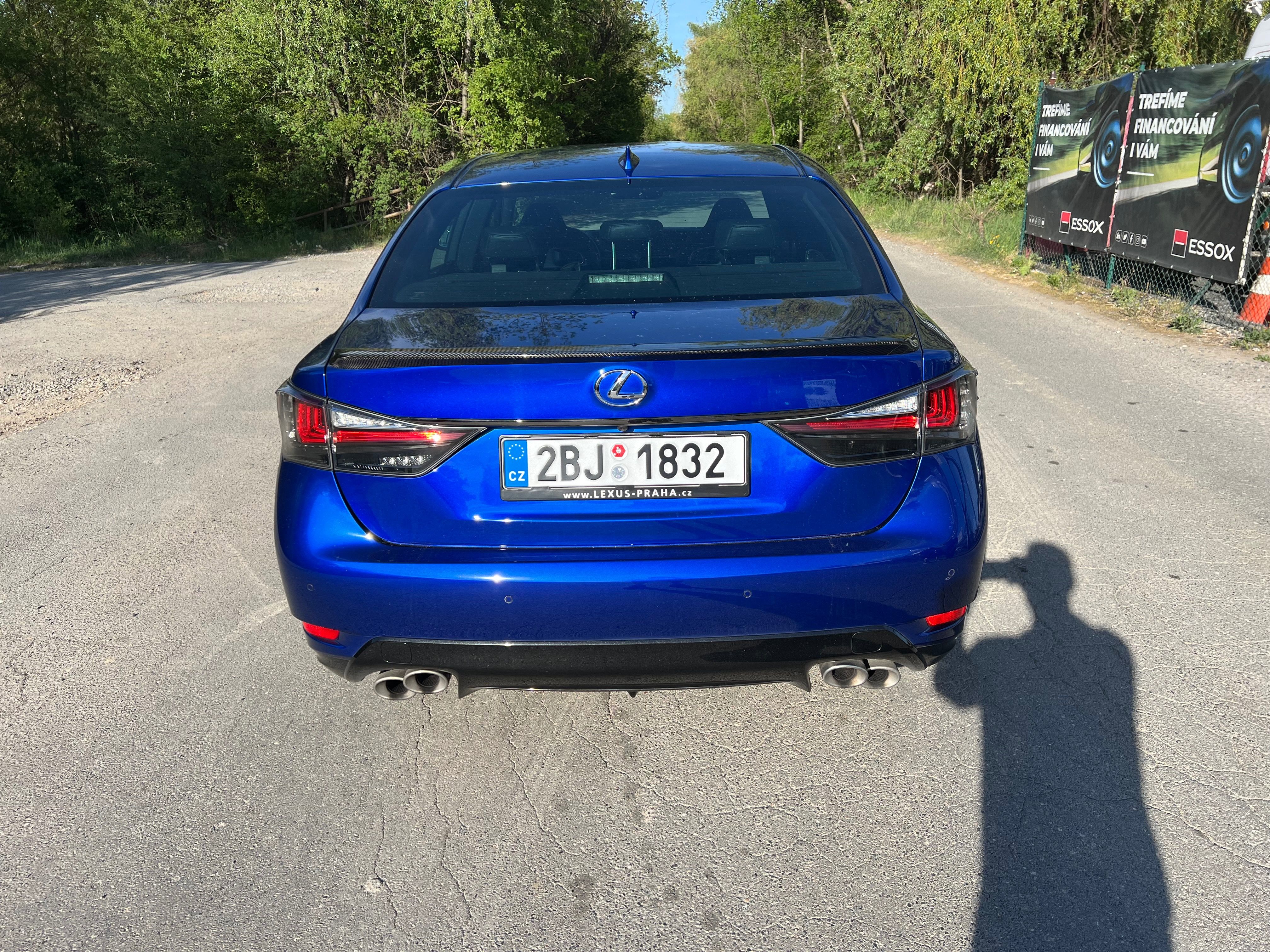 Lexus GS F, Raritní kus, Karbonové doplňky - fotka 6