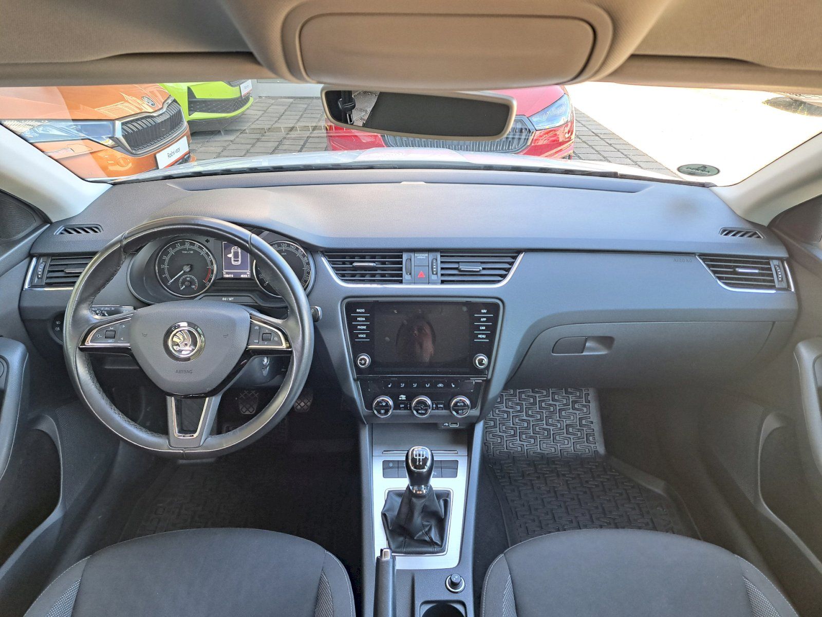 Škoda Octavia, 1,6TDI 85kW Ambition Plus - fotka 5