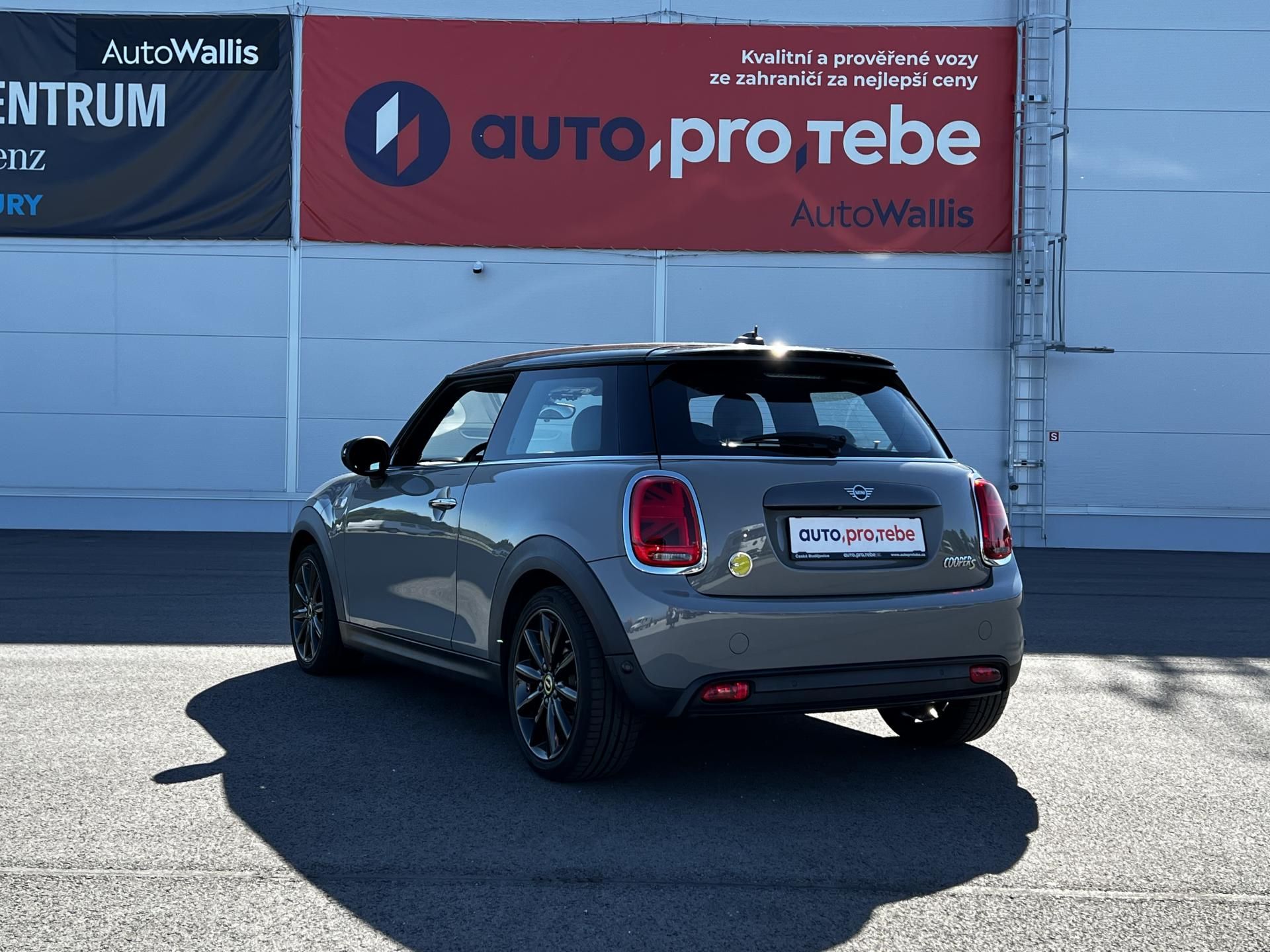 Mini Cooper, SE 135kW Kůže Head-up, LED - fotka 5