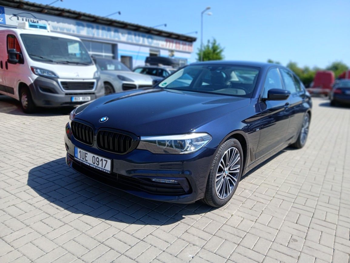 BMW Řada 5, 520D Sport Line