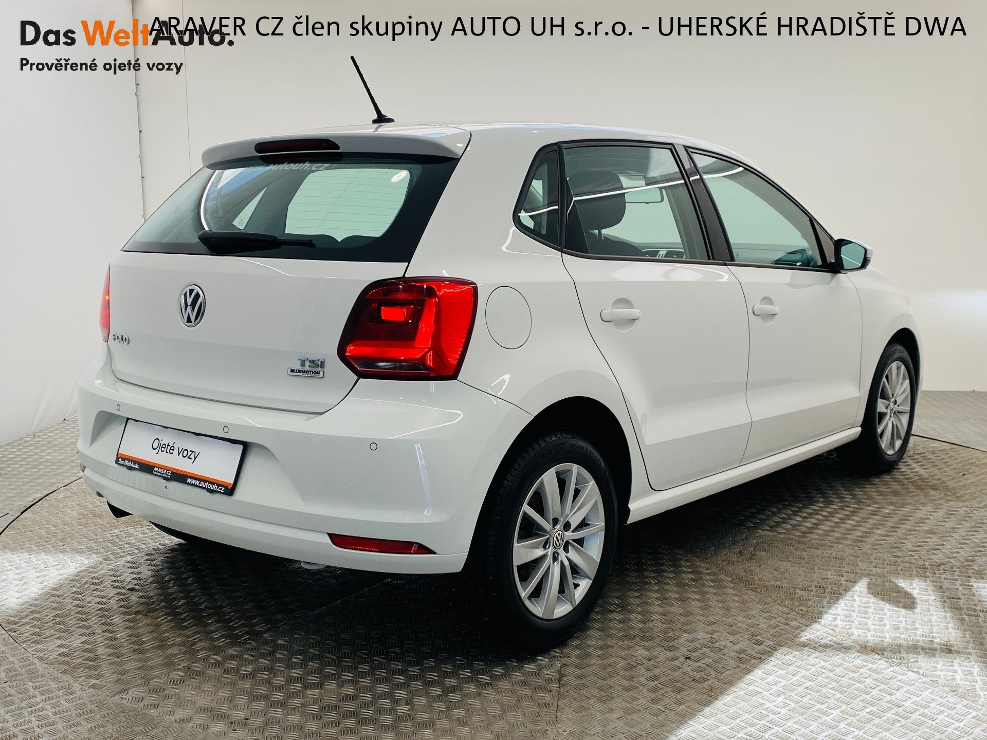 Volkswagen Polo, 1.2 TSI 66kW HIGHLINE - fotka 2