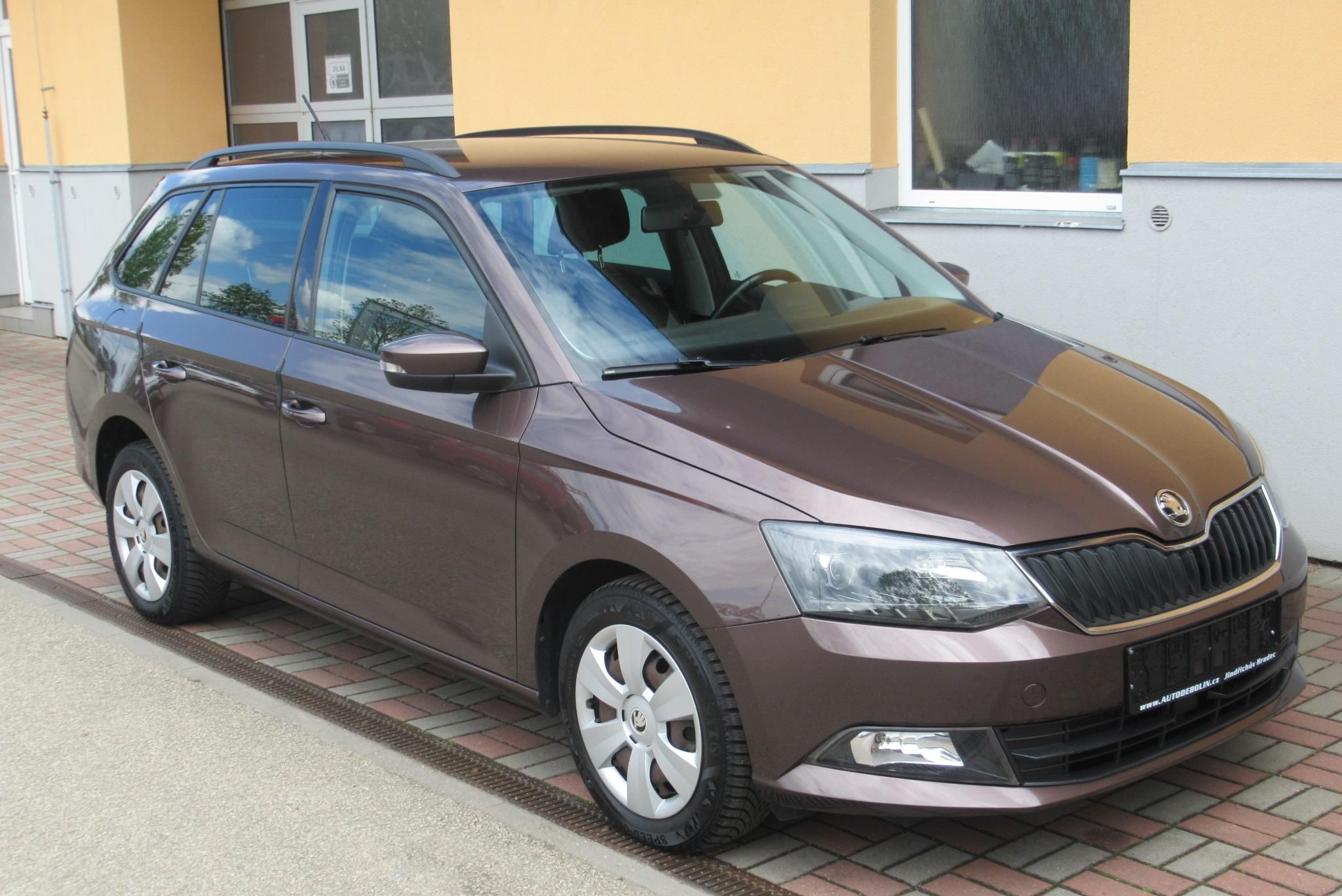 Škoda Fabia, 1.2 TSi KLIMA VYHŘ. SEDADLA