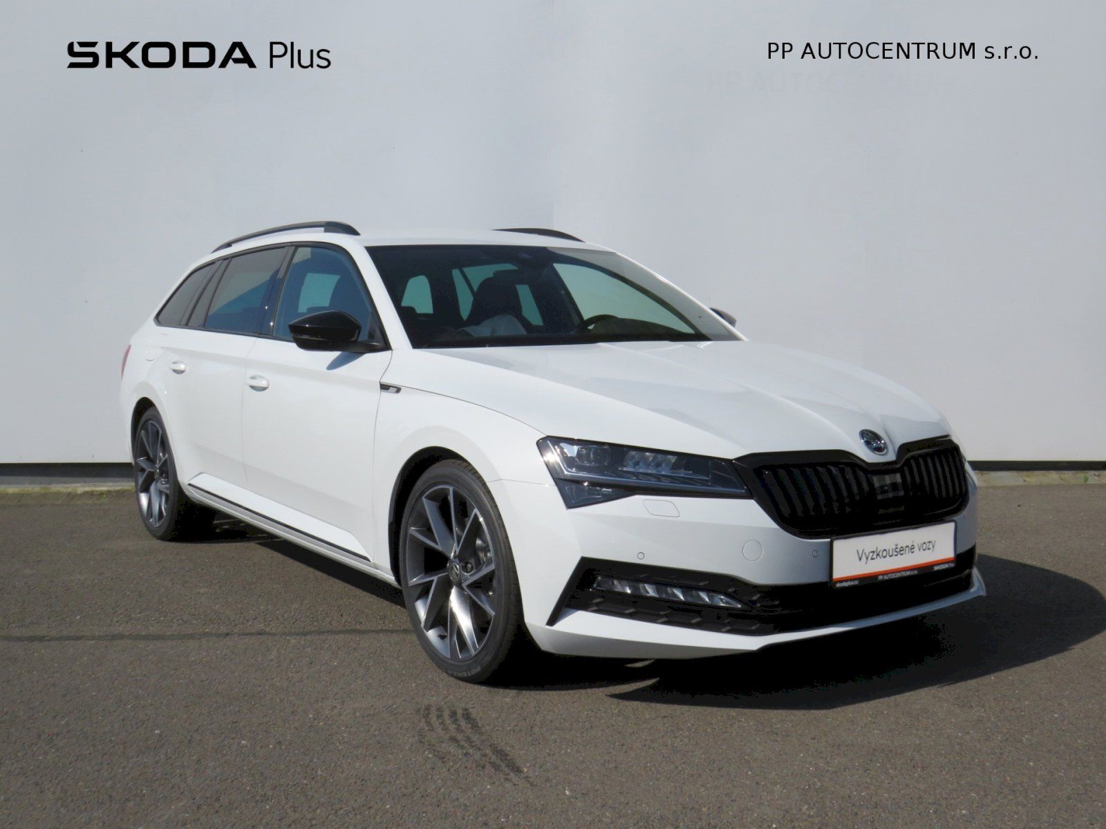 Škoda Superb, SportLine 4x4 DSG 2.0TDI 147kW - fotka 6