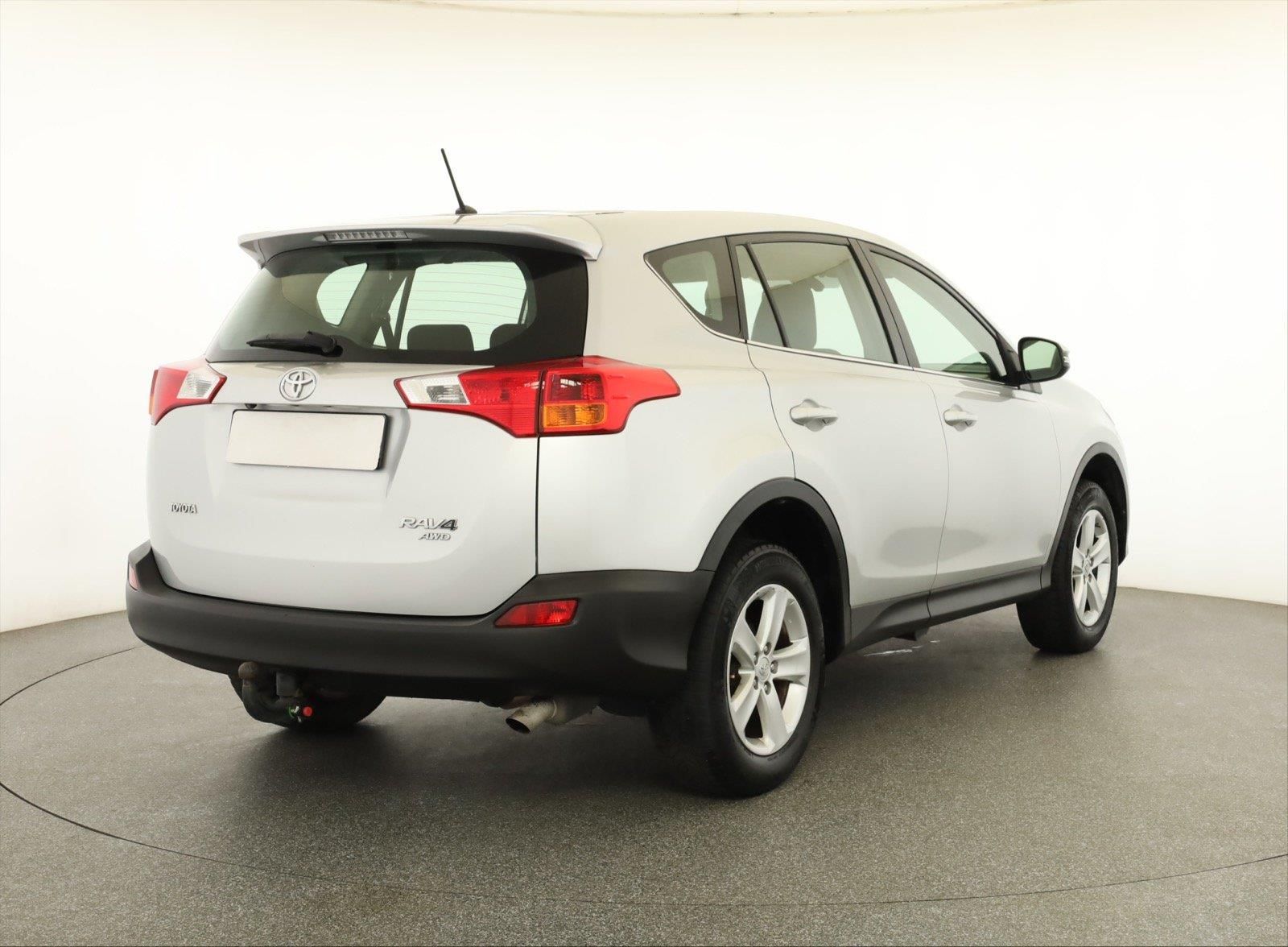 Toyota Rav4, 2.2 D-4D, 4X4, Automat - fotka 5