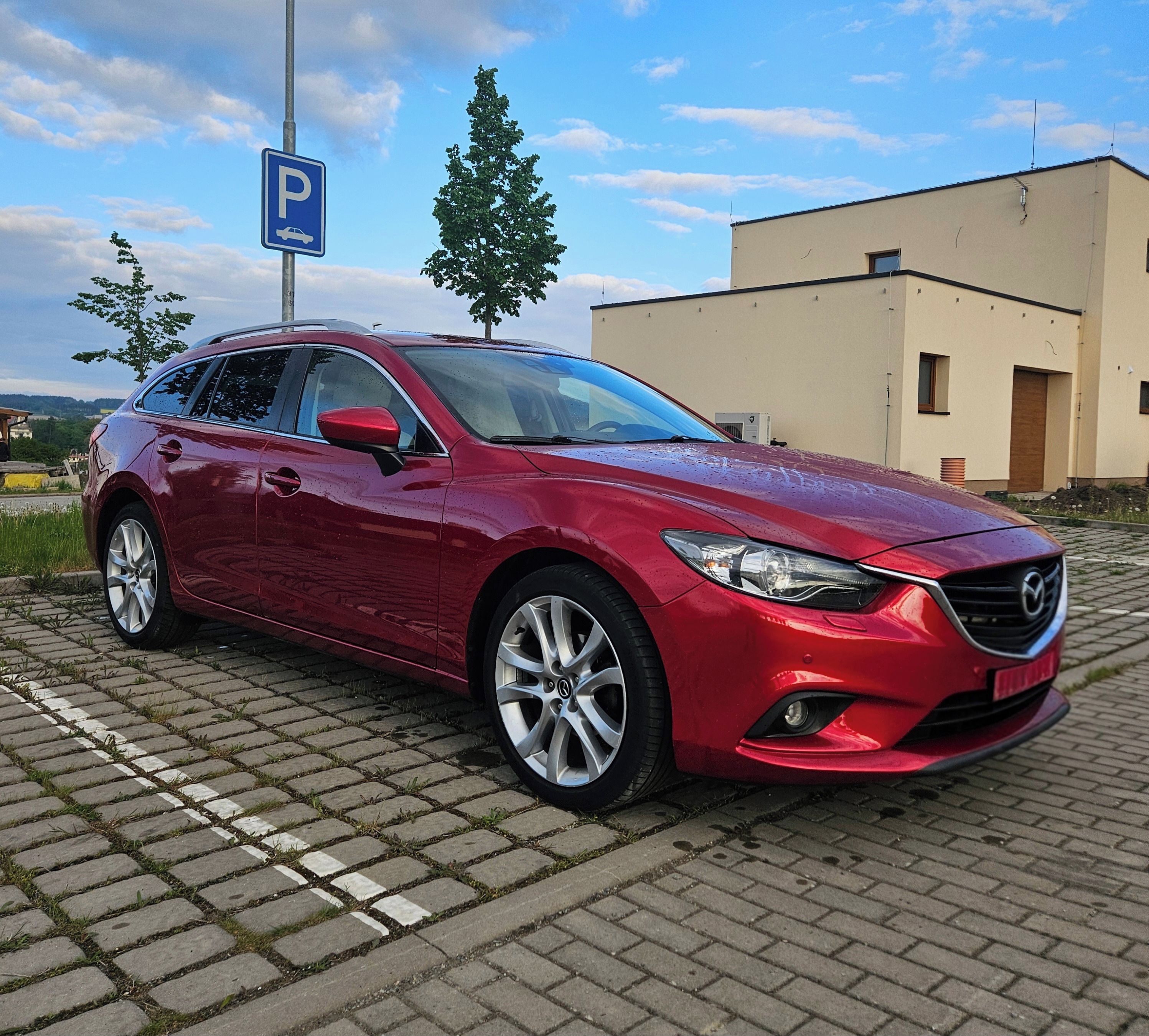 Mazda 6, 2.0 121kw, 120tis km, Manuál - fotka 3