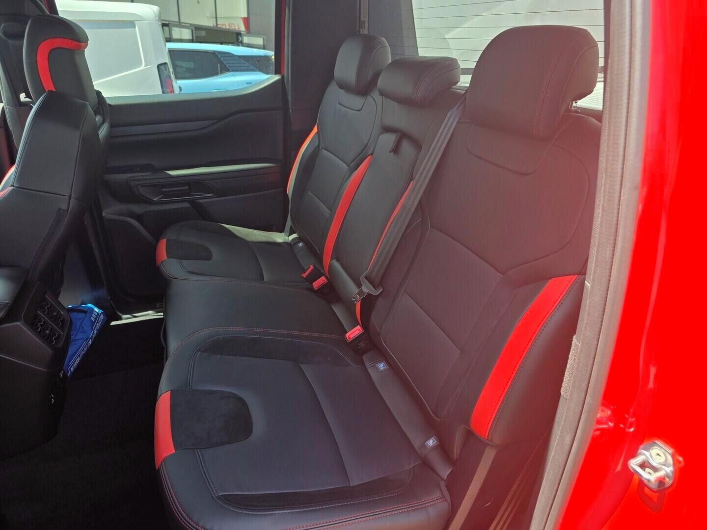 Ford Ranger, Raptor Double Cab 3,0 EcoBoost - fotka 6