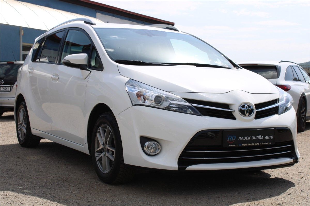 Toyota Verso, 1,8 VVT-i  NOVÉ V ČR,1.MAJITEL - fotka 3