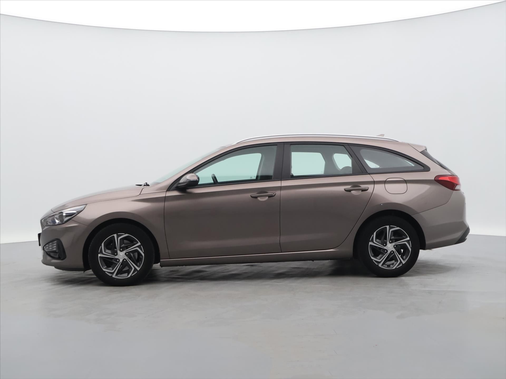 Hyundai i30, 1,0 T-GDI 88kW Start Plus CZ - fotka 4