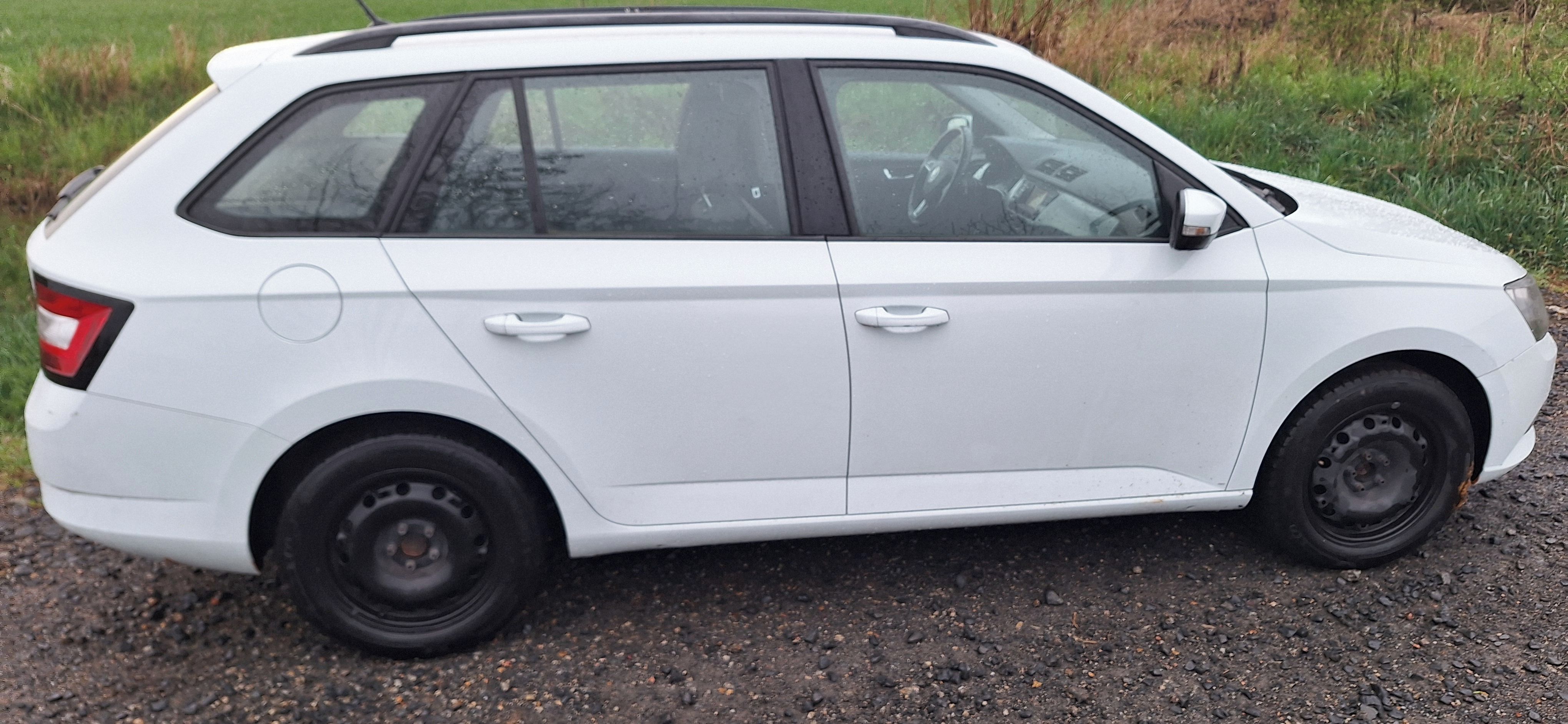 Škoda Fabia, Škoda Fabia Combi 1.0Tsi - fotka 4