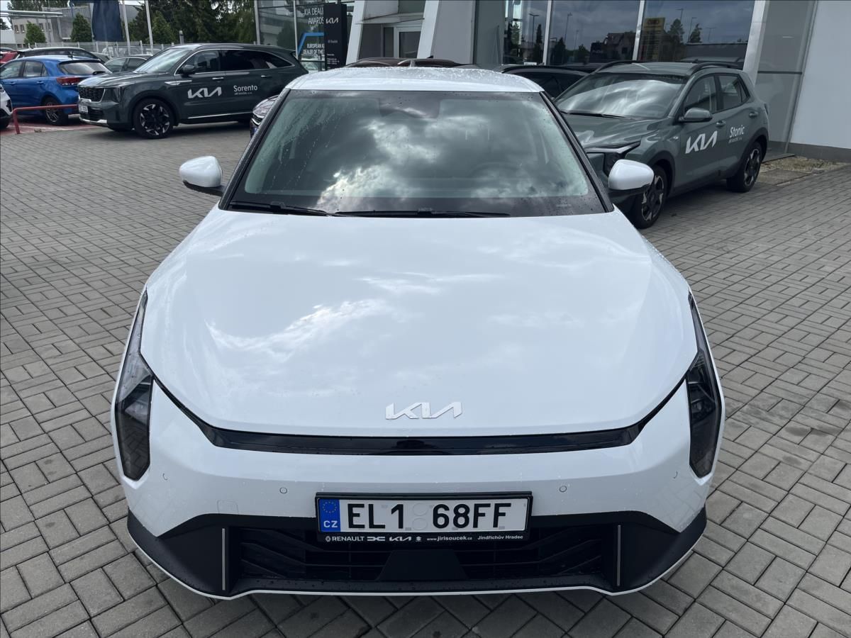 Kia EV4, elektro baterie 81,4 kWh  EART - fotka 2