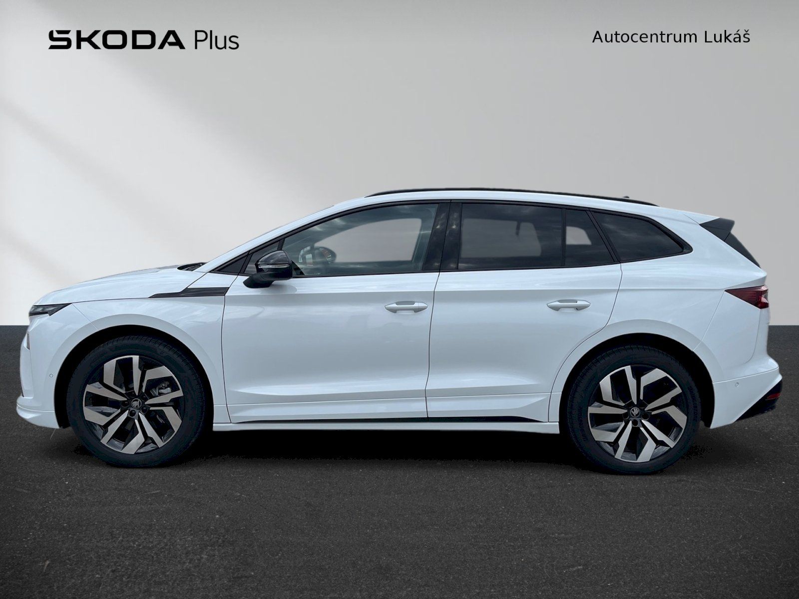Škoda Enyaq iV, Sportline 85 kWh 210 kW - fotka 3