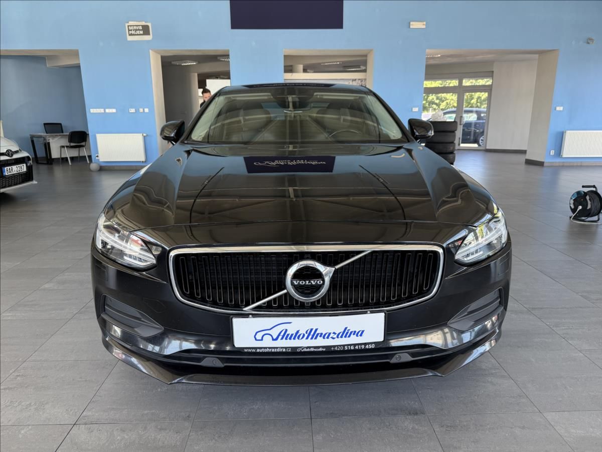 Volvo S90, 2,0   173 kW,D5,4x4 - fotka 2