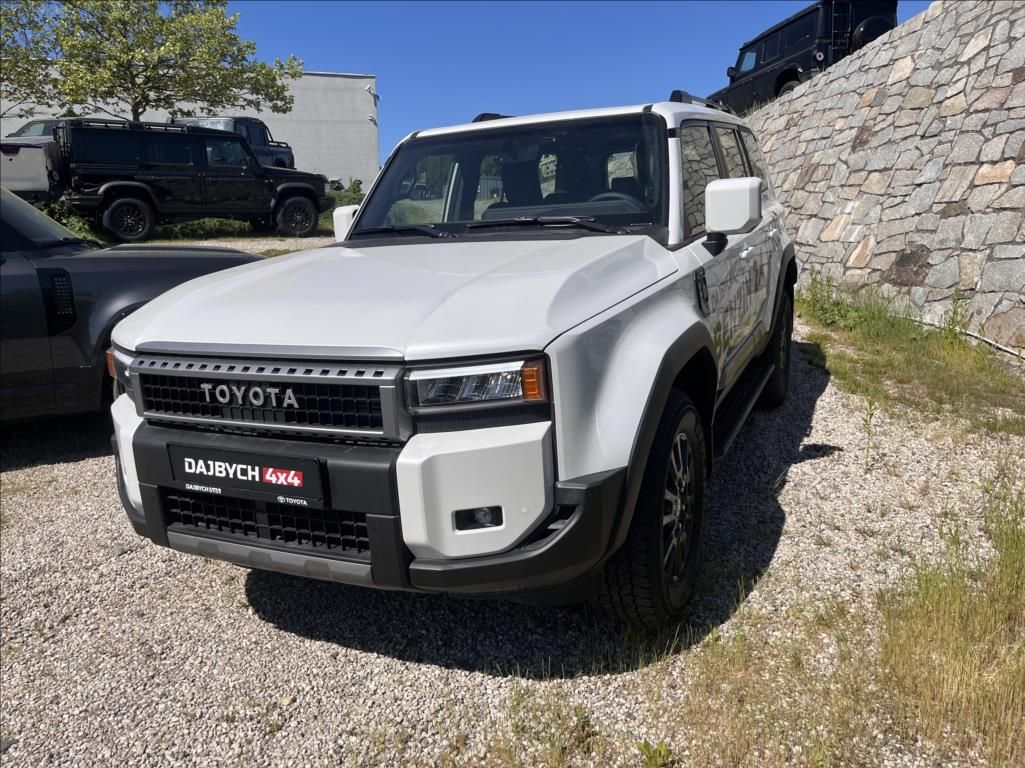 Toyota Land Cruiser, 250 2,4i T 8AT Allrounder SE 7 - fotka 3