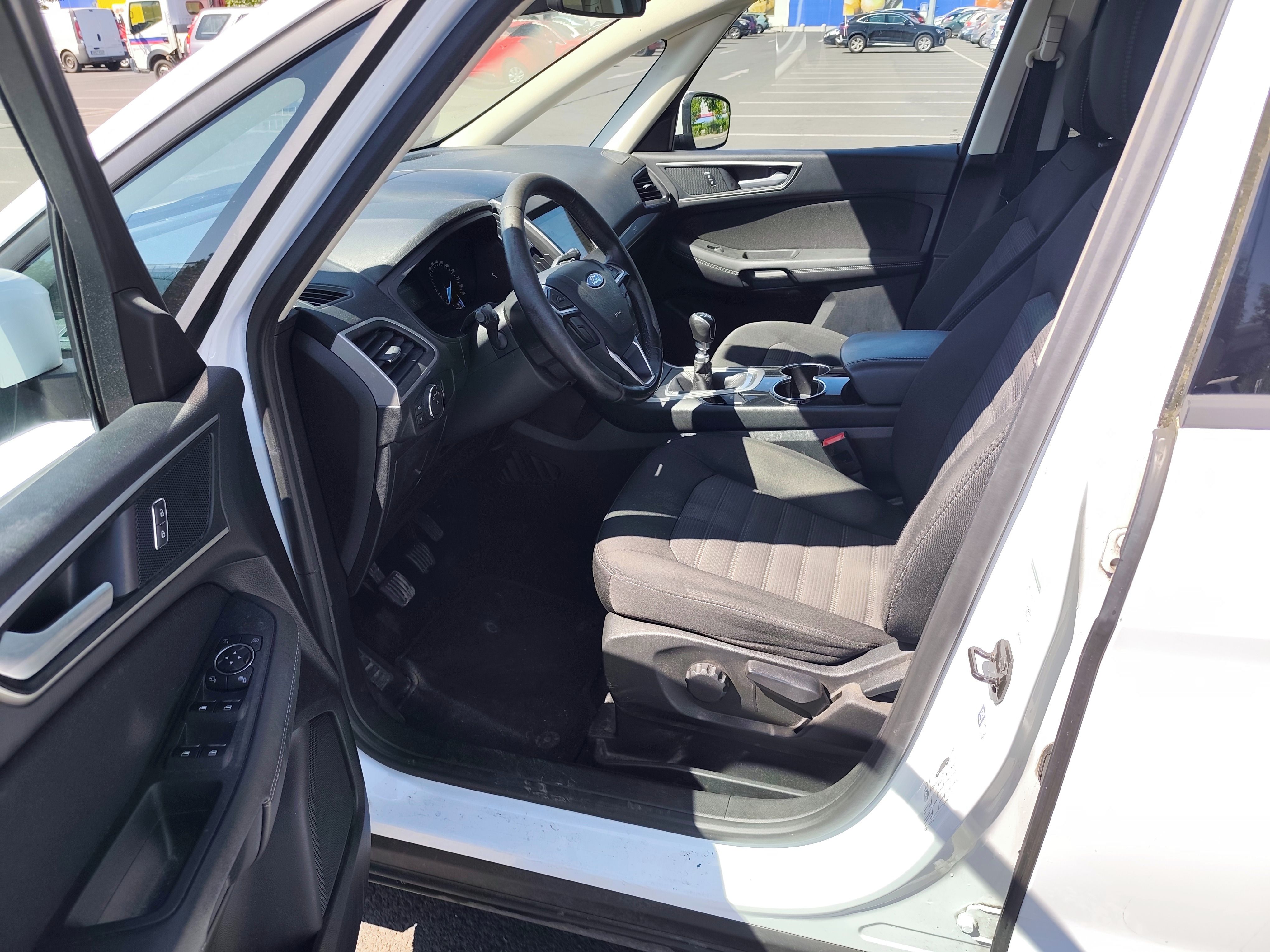 Ford Galaxy - fotka 5