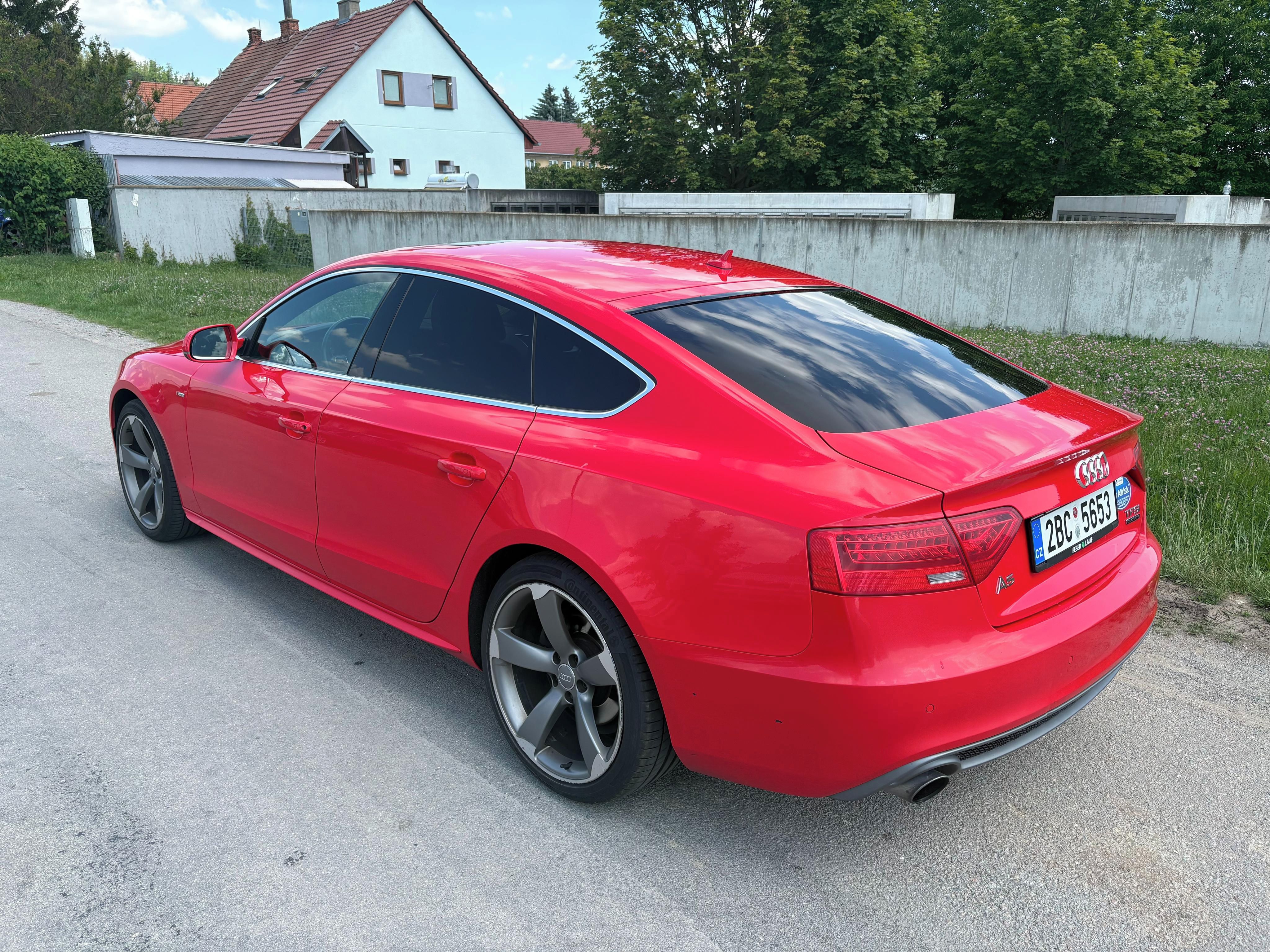 Audi A5, 2.0TFSi - 165kW S-line 4x4 - fotka 4