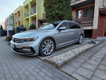 R-line 2.0tdi/140kw servisovan
