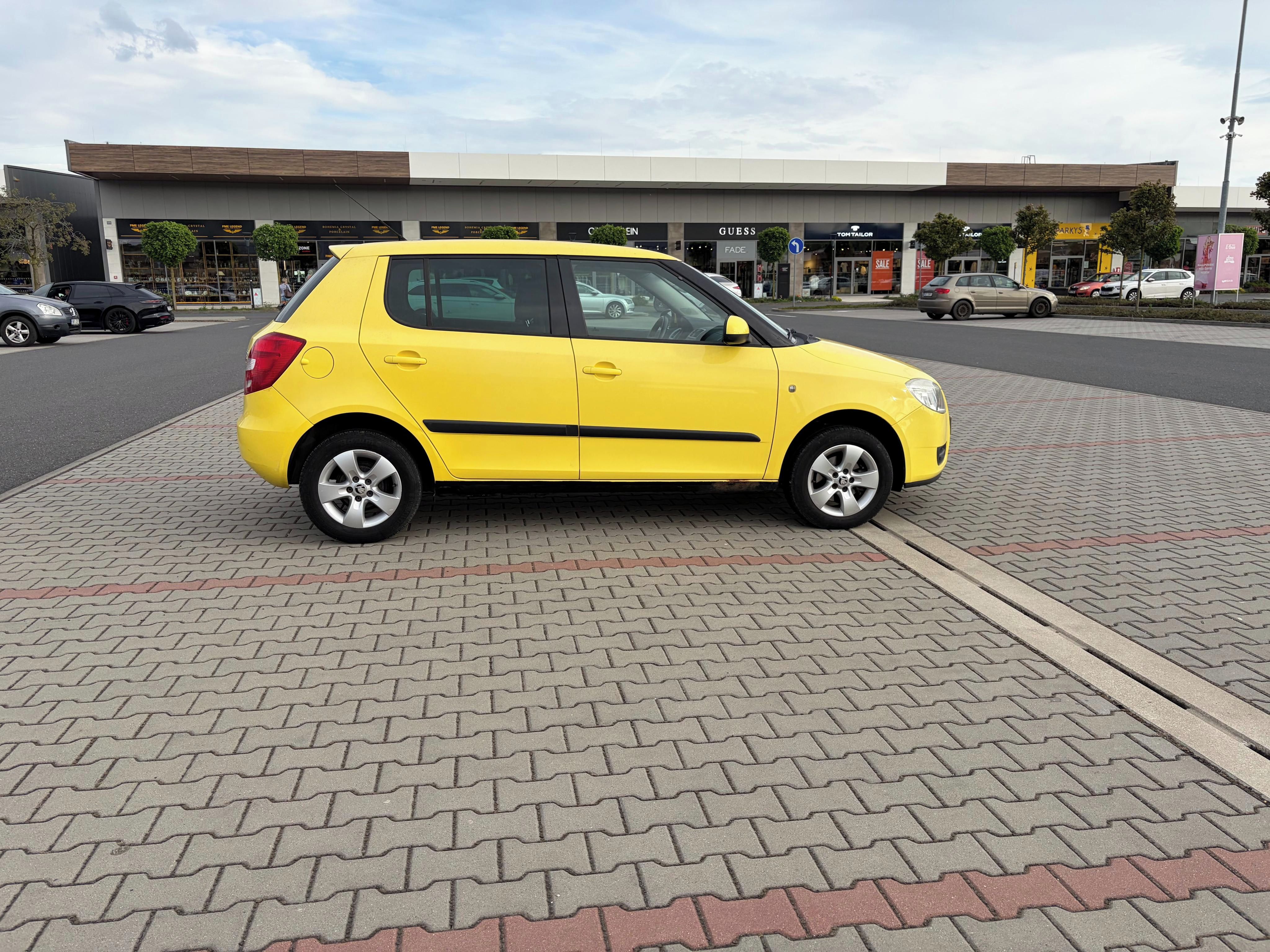 Škoda Fabia, II 1.2 HTP 44kw klima - fotka 2