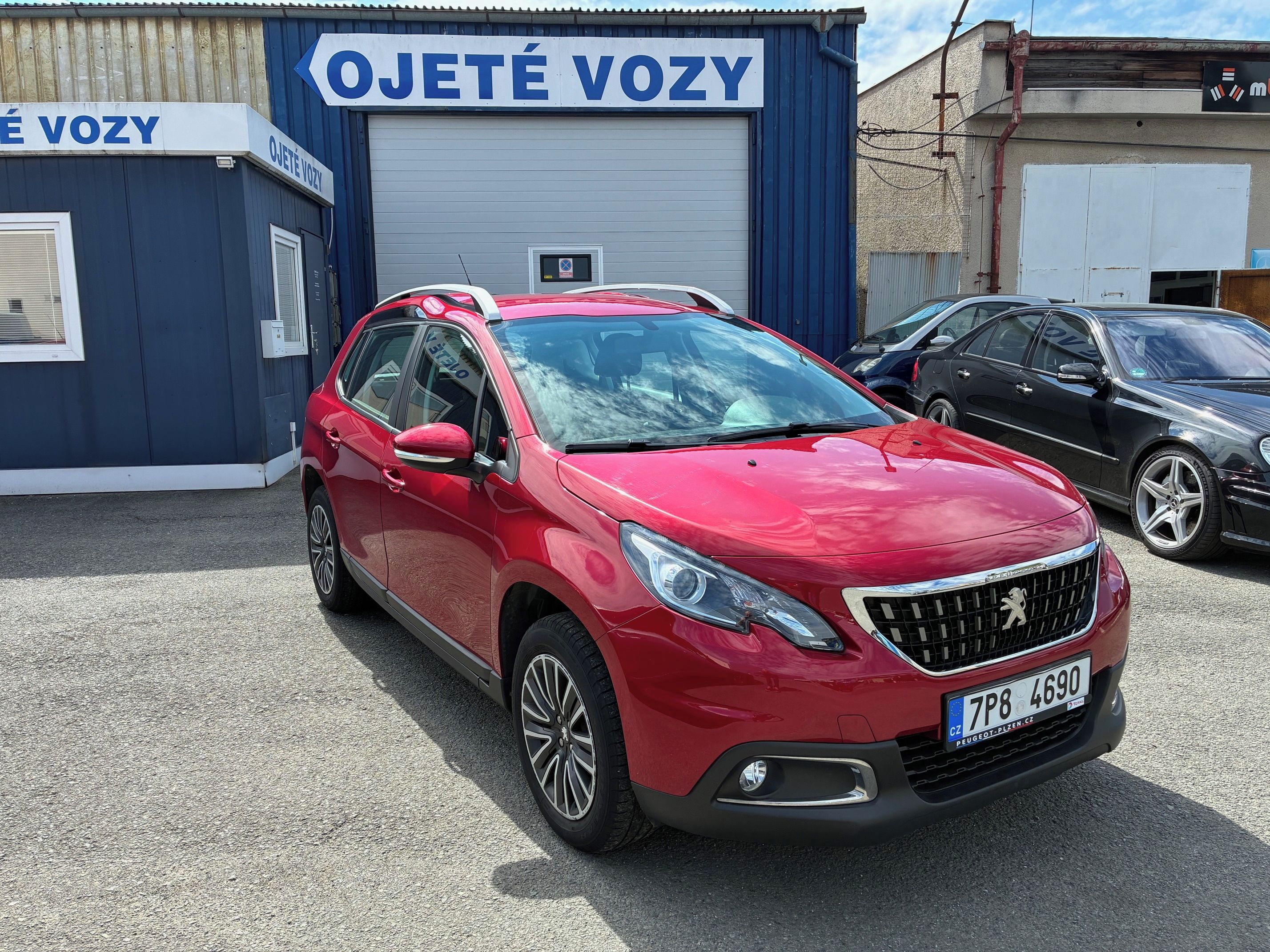 Peugeot 2008, 1,2 PureTech Active Pack  82k - fotka 2
