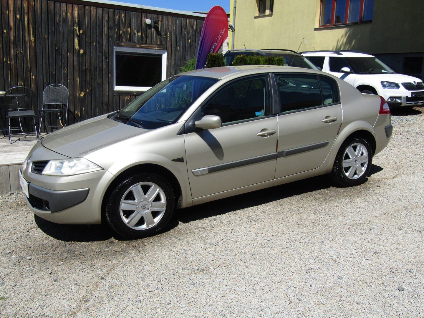 Renault Mégane, 1.5 DCi 78kW CZ PŮVOD - fotka 2