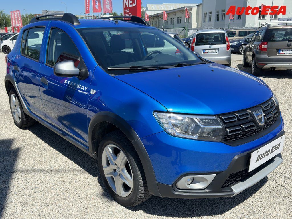 Dacia Sandero, 0.9 TCe,ČR,navi,AC,temp