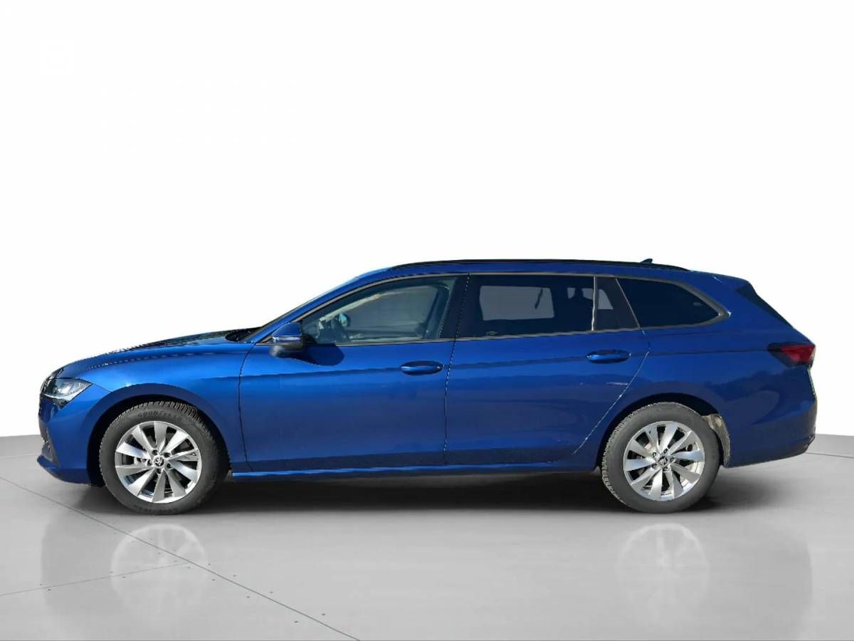 Škoda Superb, Combi Selection 2,0TDI 110kW D - fotka 3