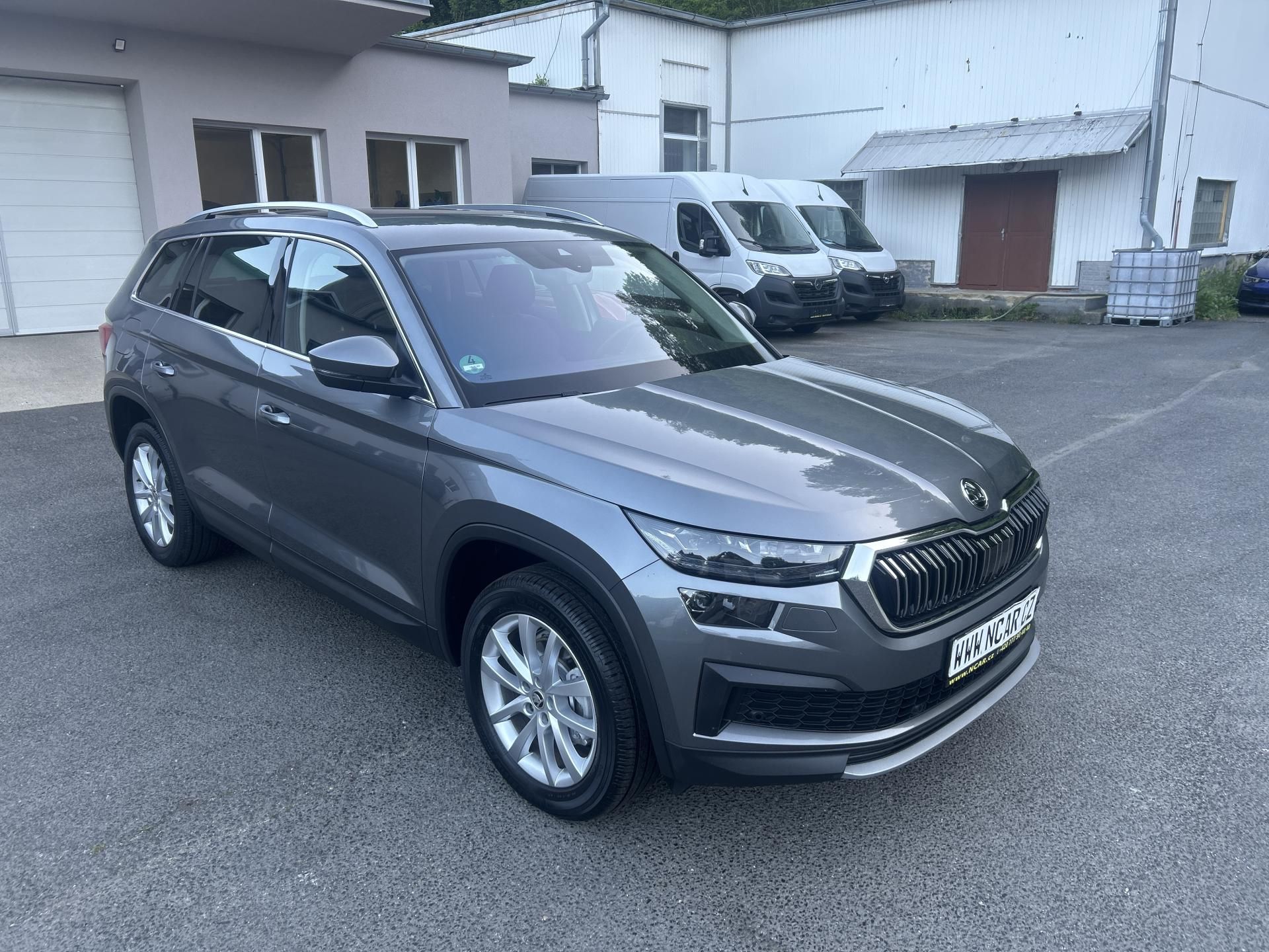 Škoda Kodiaq, 2,0TDi,110kw,DSG,19ALU - fotka 3
