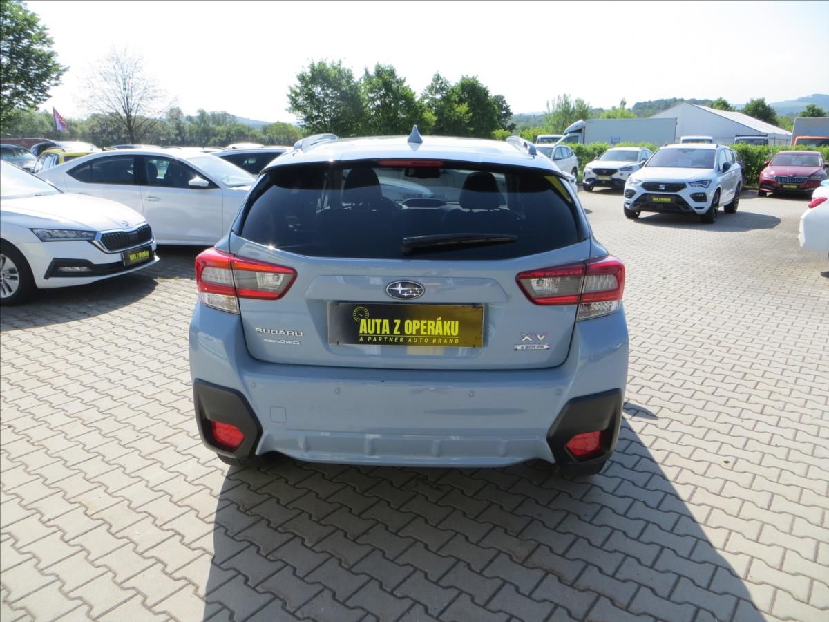 Subaru XV, 2,0 i Executive ES Lineartroni - fotka 6