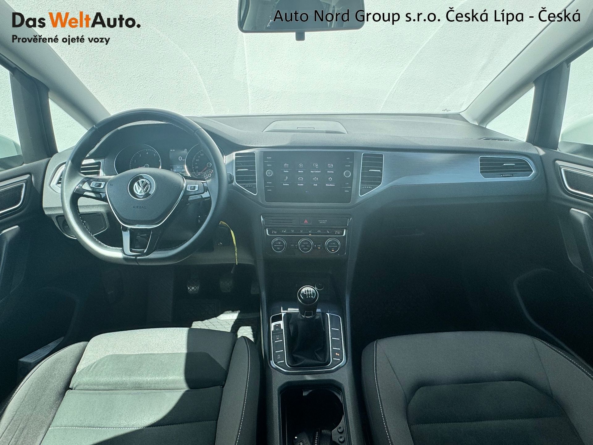Volkswagen Golf Sportsvan, 1,5 TSI 96 KW - fotka 5