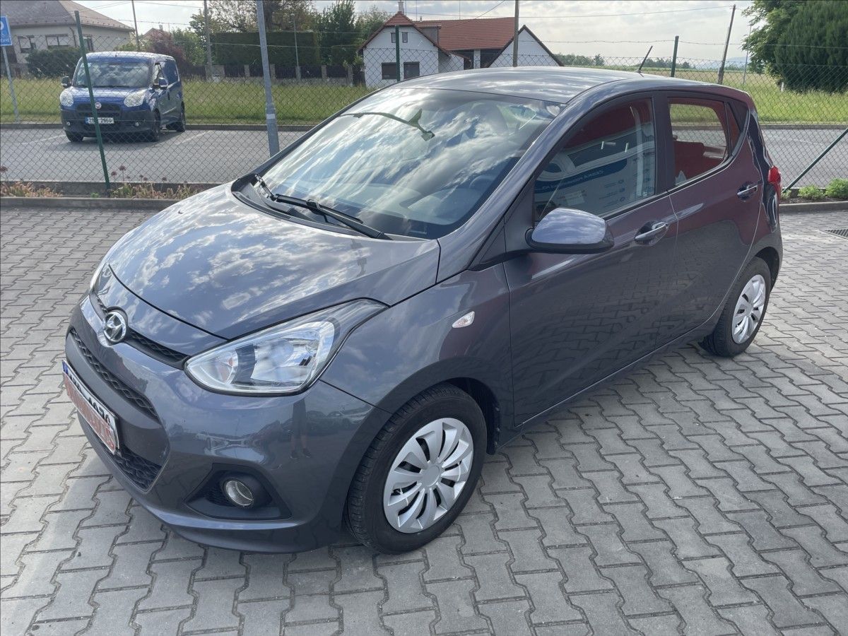 Hyundai i10, 1,0 i ČR 48 KW KLIMA 55003 KM - fotka 4