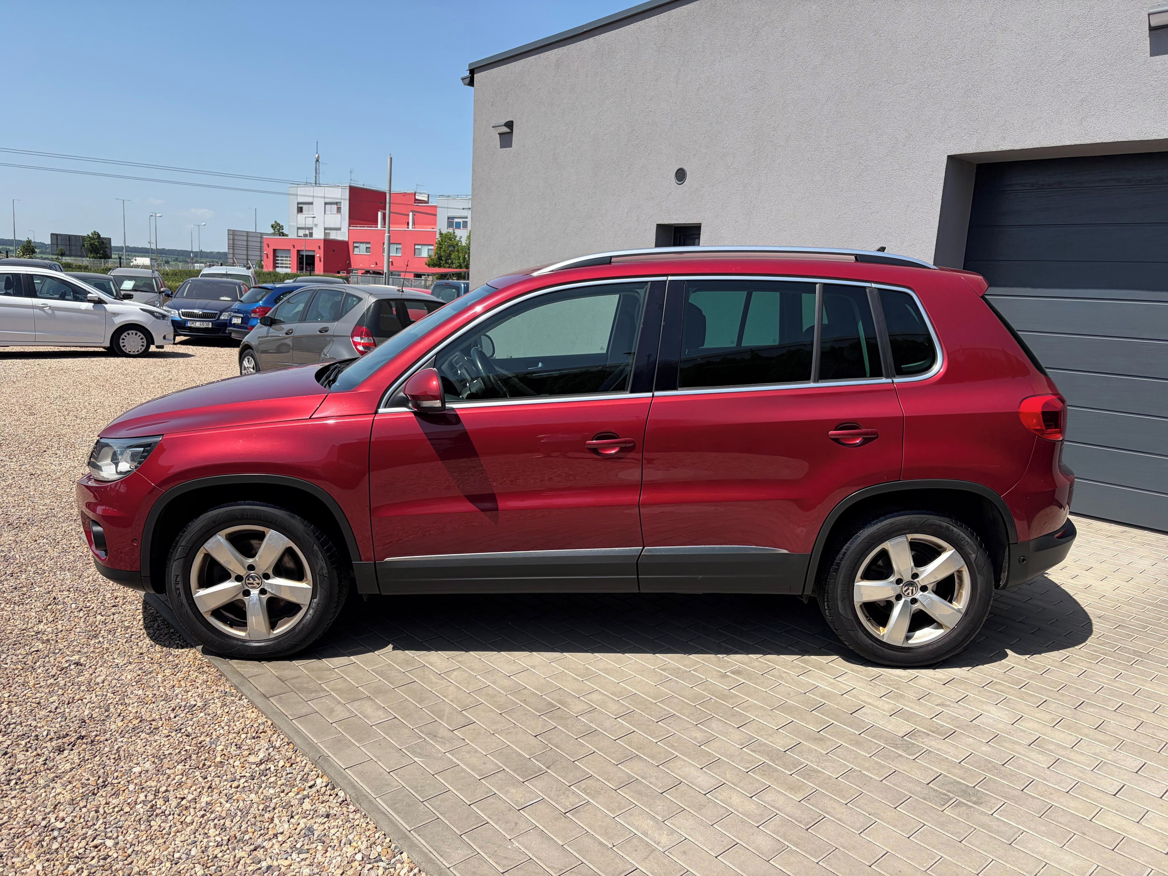 Volkswagen Tiguan, 2.0 TDI 4x4 125KW, Kůže, Tažné - fotka 6